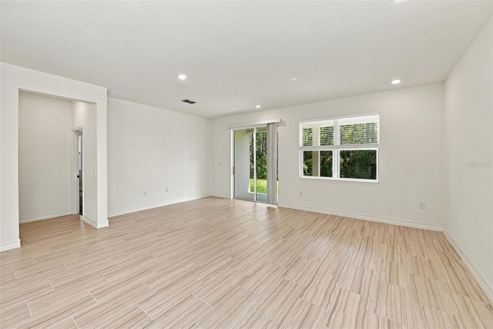 Single Family Residence at 2856 SANCTUARY DR, CLERMONT, photo 10 of 41
