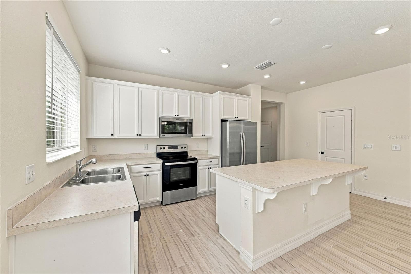 Single Family Residence at 2856 SANCTUARY DR, CLERMONT, photo 17 of 41