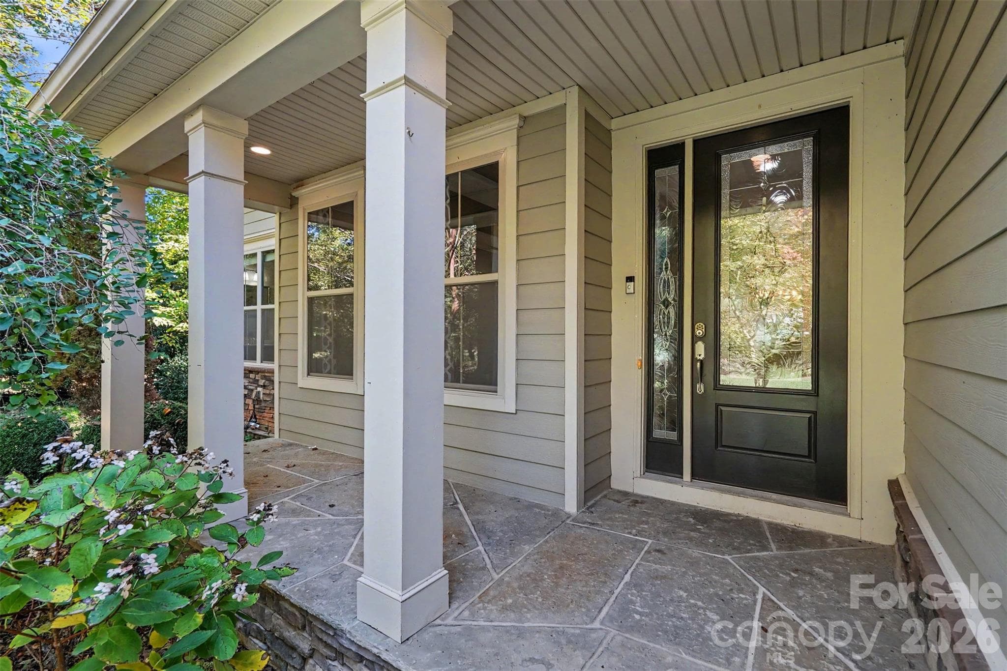 Single Family Residence at 12609 Burr Oak Lane, Charlotte, photo 2 of 48