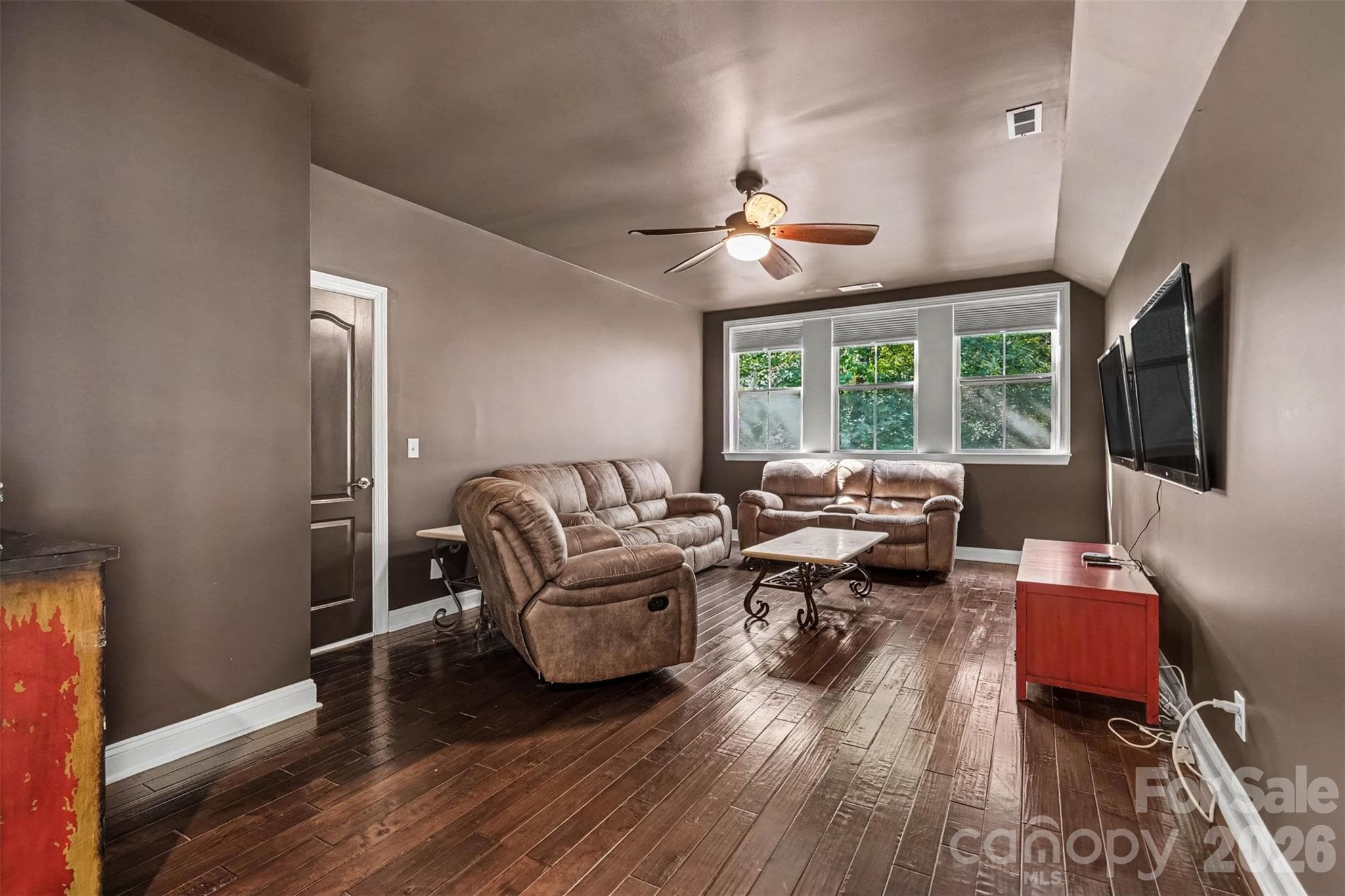 Single Family Residence at 12609 Burr Oak Lane, Charlotte, photo 27 of 48