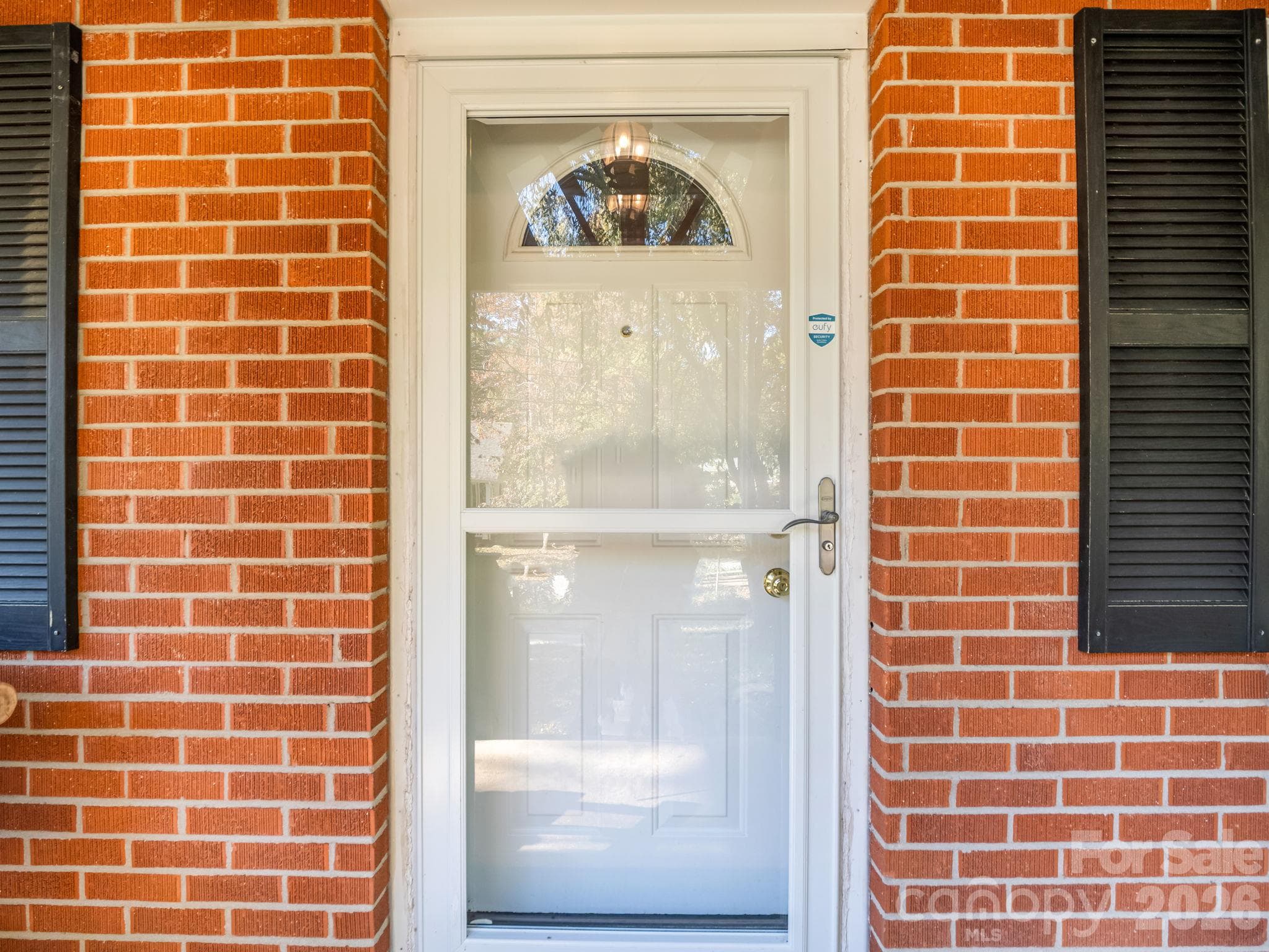 Single Family Residence at 88 Lake Rugby Drive, Hendersonville, photo 6 of 38
