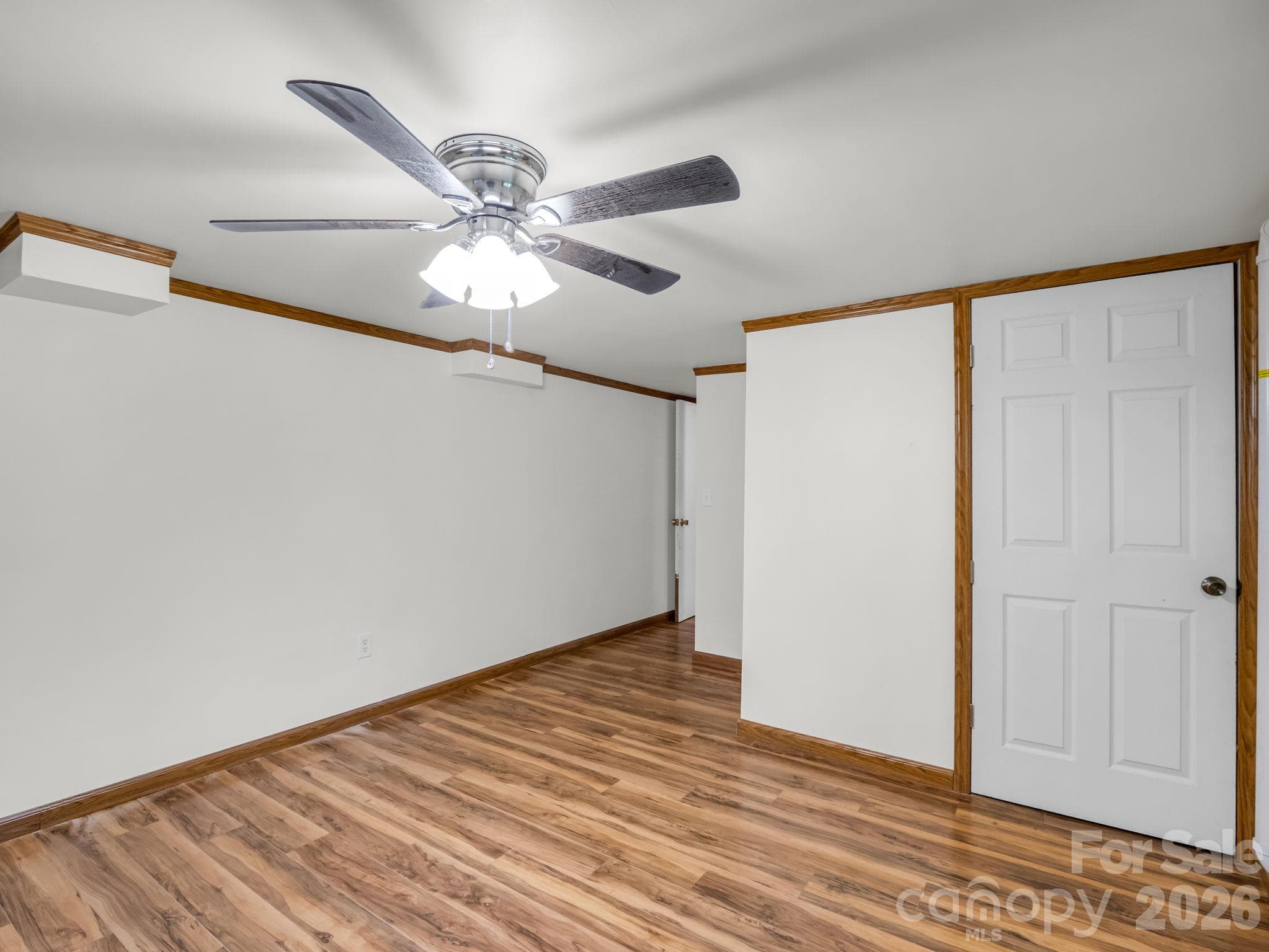 Single Family Residence at 88 Lake Rugby Drive, Hendersonville, photo 27 of 38
