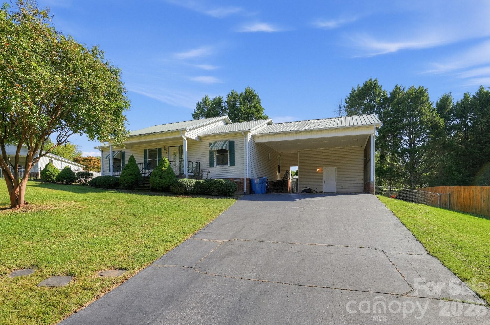 Single Family Residence at 3033 26th Street Lane, Hickory, photo 2 of 30