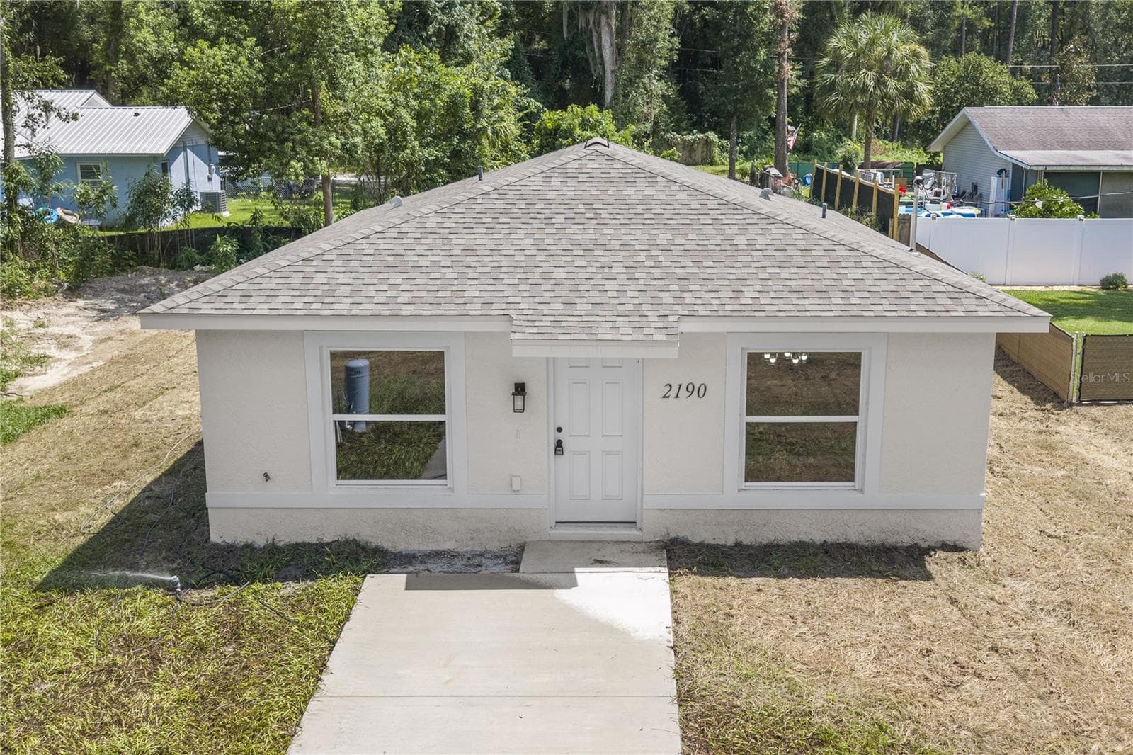 Single Family Residence at 20073 SW RAINBOW LAKES BLVD, DUNNELLON, photo 2 of 23