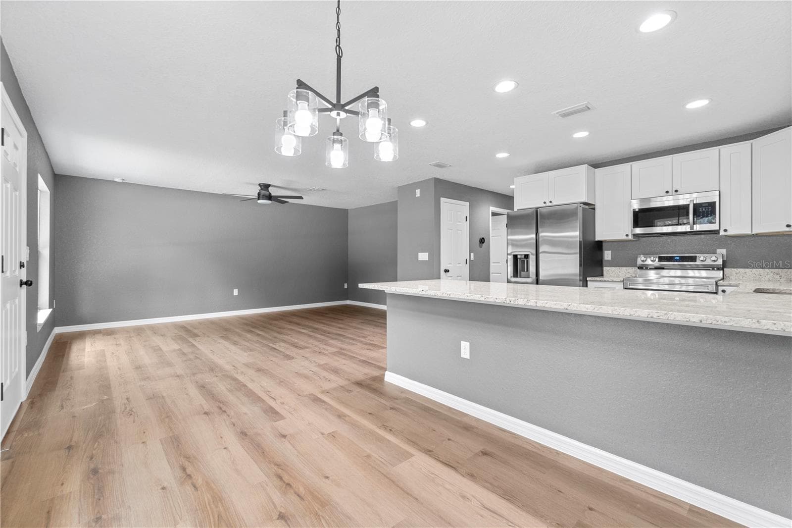 Single Family Residence at 20073 SW RAINBOW LAKES BLVD, DUNNELLON, photo 9 of 23
