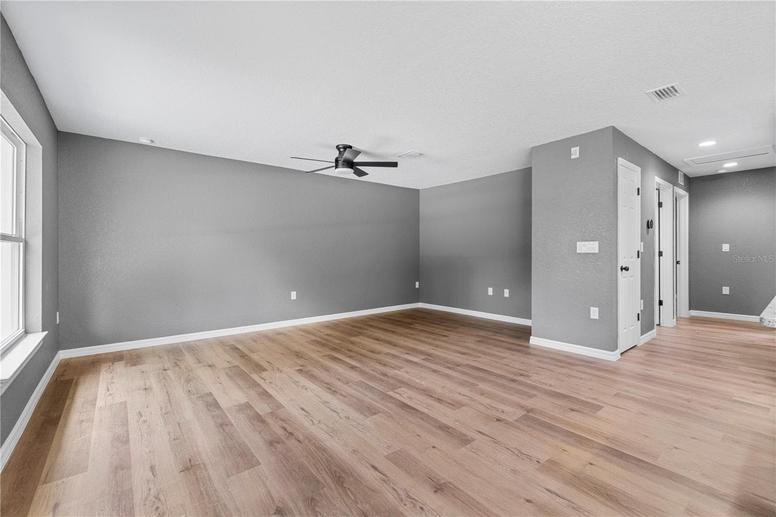 Single Family Residence at 20073 SW RAINBOW LAKES BLVD, DUNNELLON, photo 11 of 23