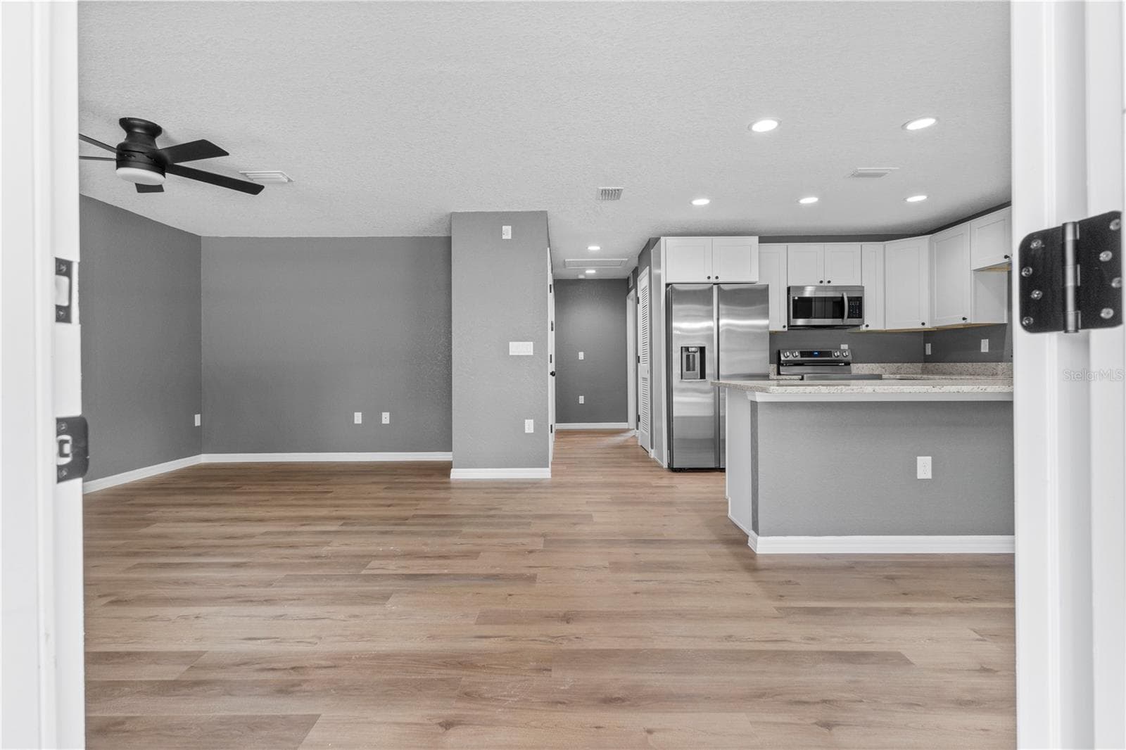 Single Family Residence at 20073 SW RAINBOW LAKES BLVD, DUNNELLON, photo 13 of 23