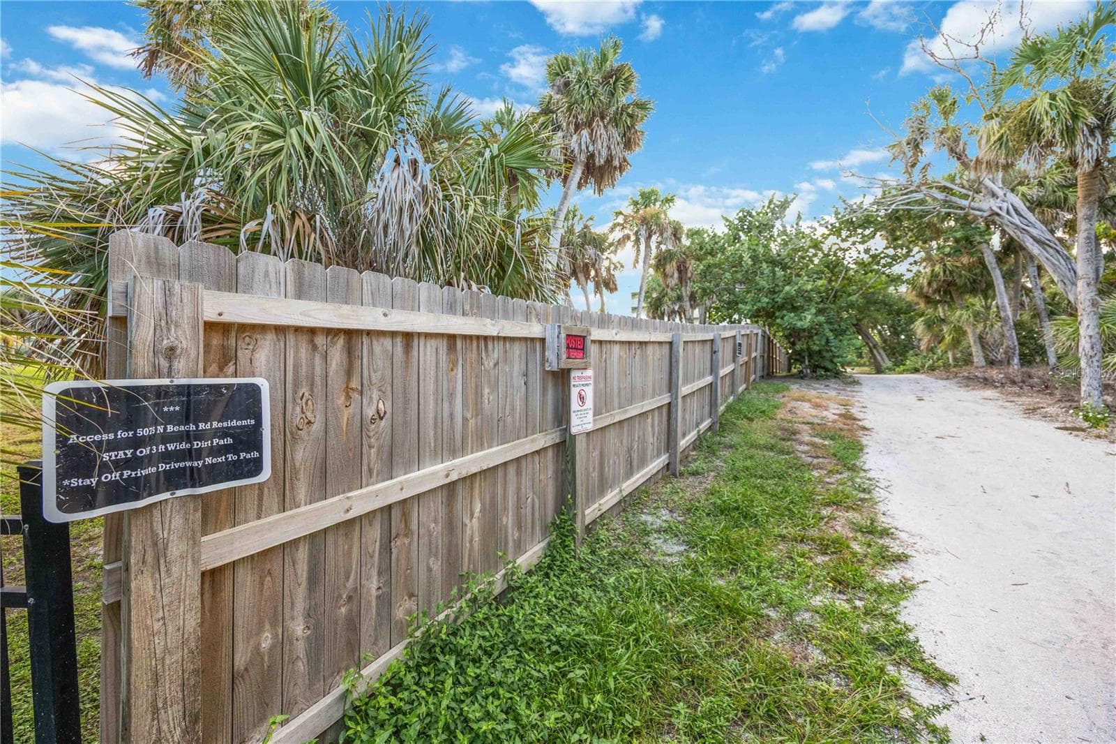 Quadruplex at 5075 N BEACH RD #B, ENGLEWOOD, photo 12 of 78