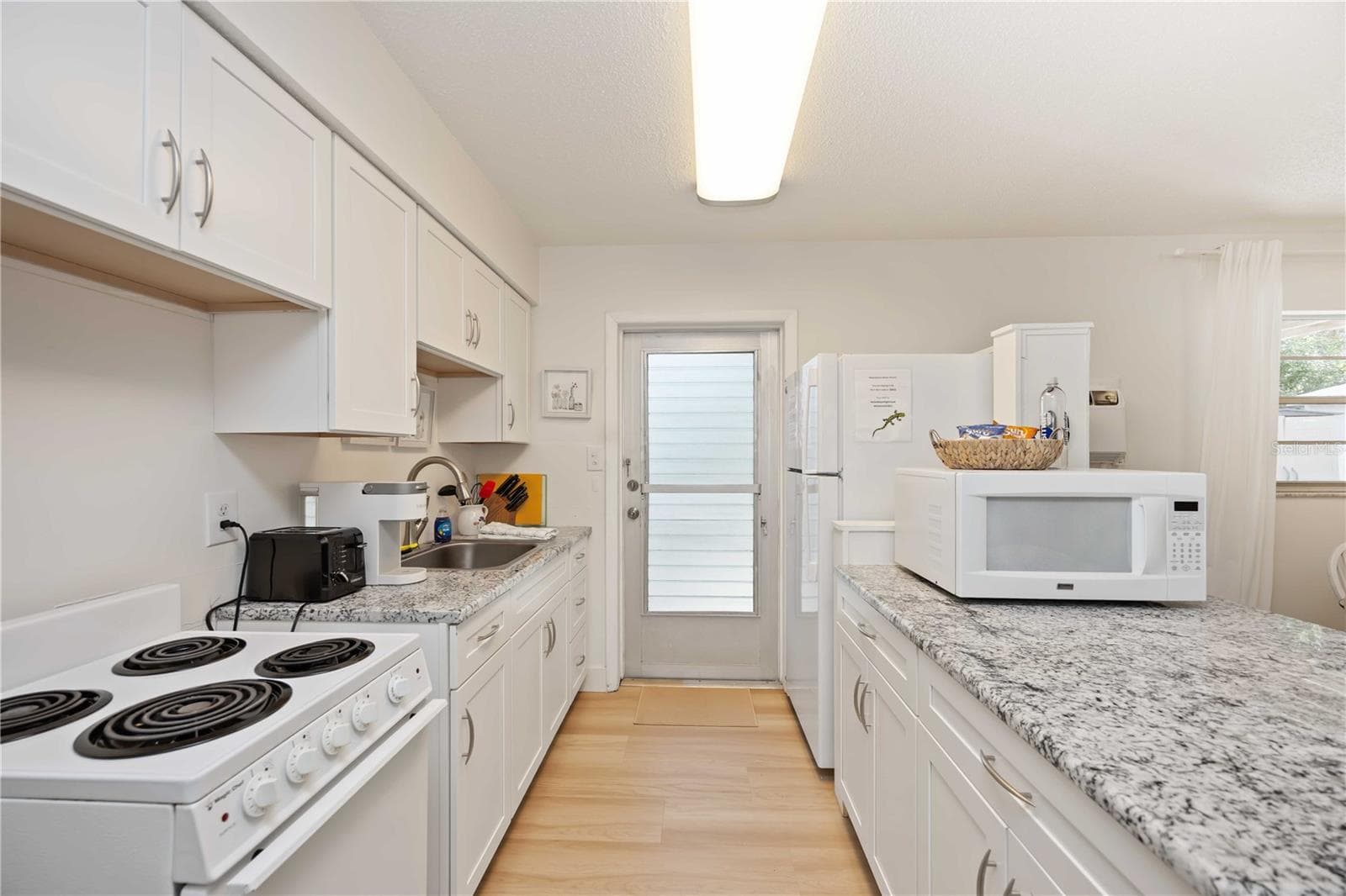 Quadruplex at 5075 N BEACH RD #B, ENGLEWOOD, photo 33 of 78