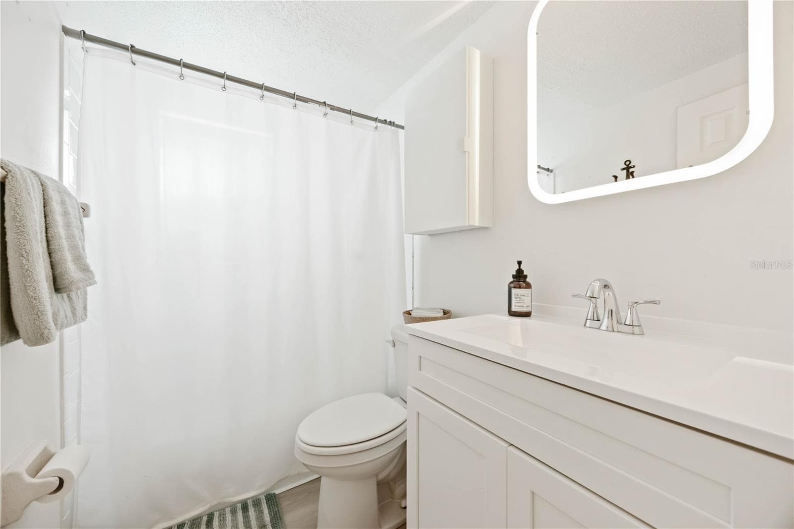 Quadruplex at 5075 N BEACH RD #B, ENGLEWOOD, photo 36 of 78