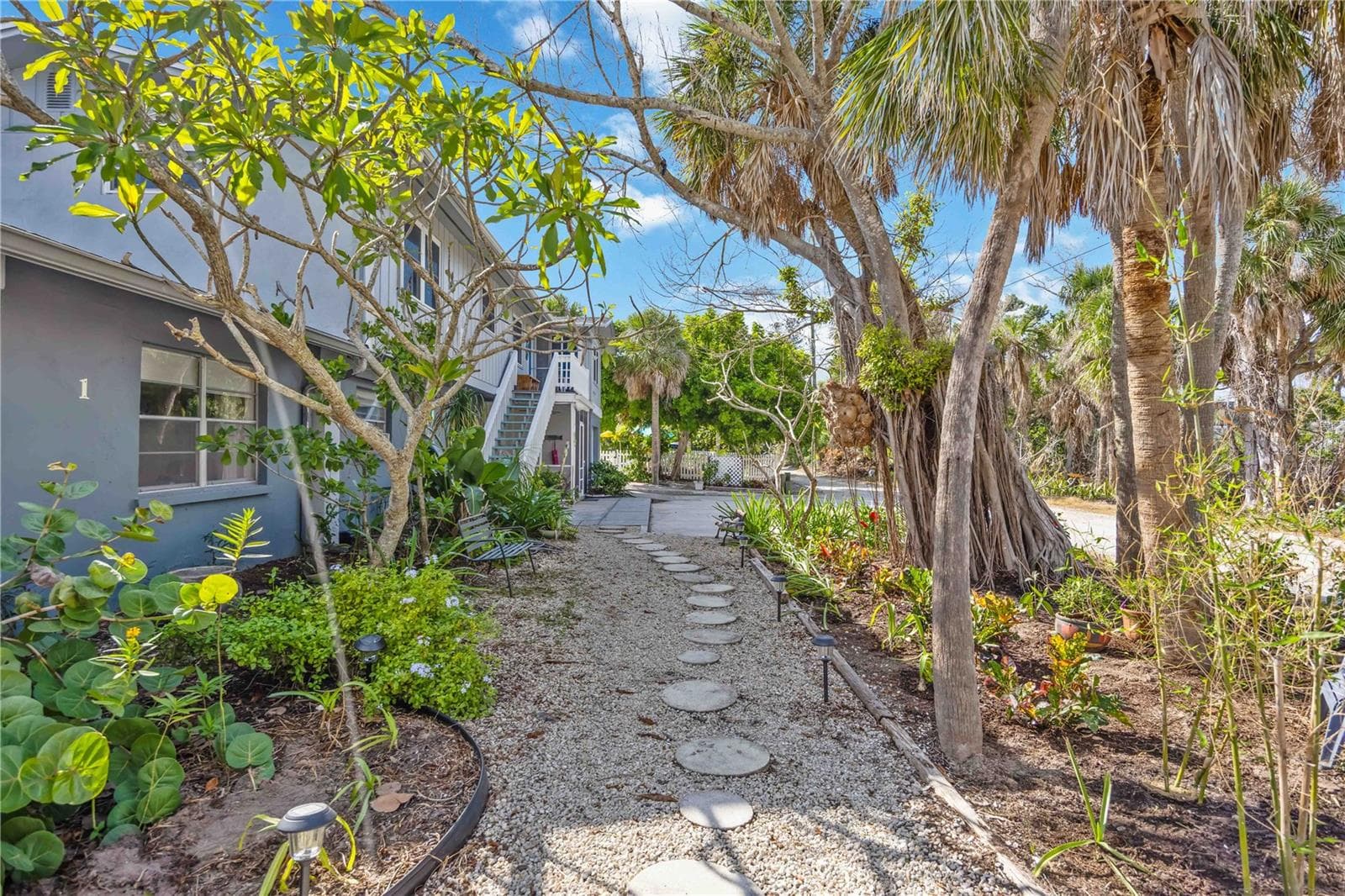 Quadruplex at 5075 N BEACH RD #B, ENGLEWOOD, photo 53 of 78