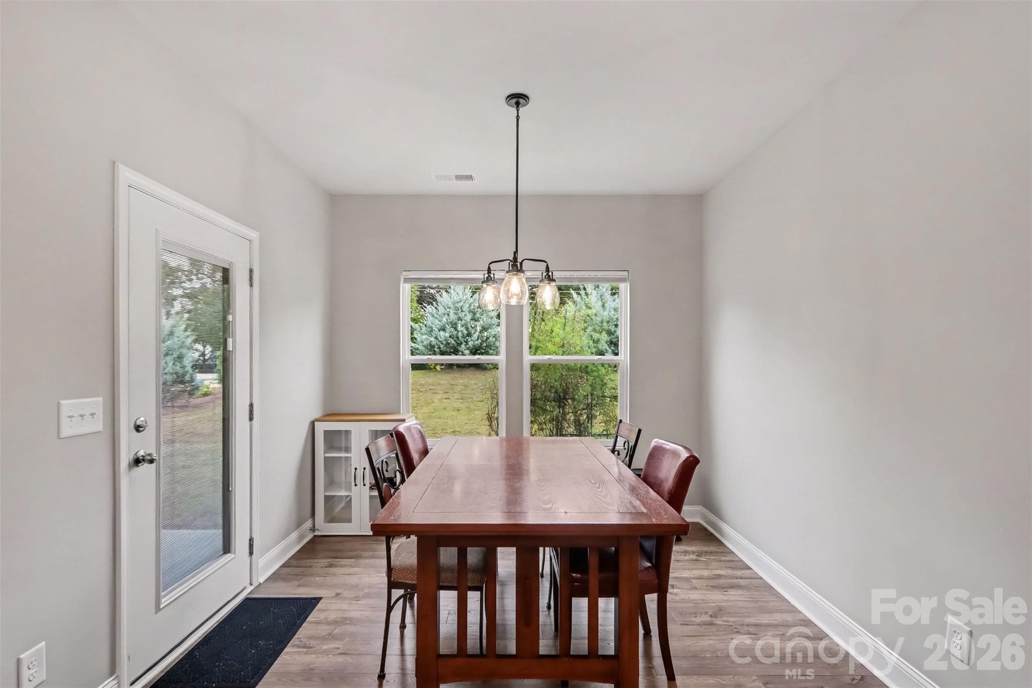 Dining Area - 1301 Black Walnut Street, Monroe