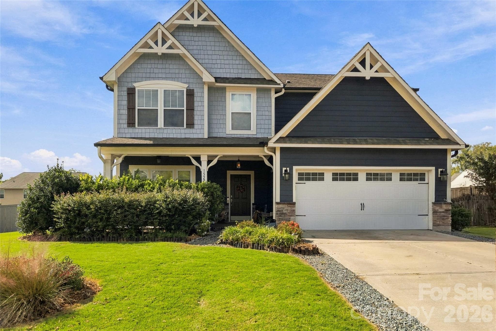 Single Family Residence at 15221 Kissimmee Lane, Mint Hill, photo 4 of 41
