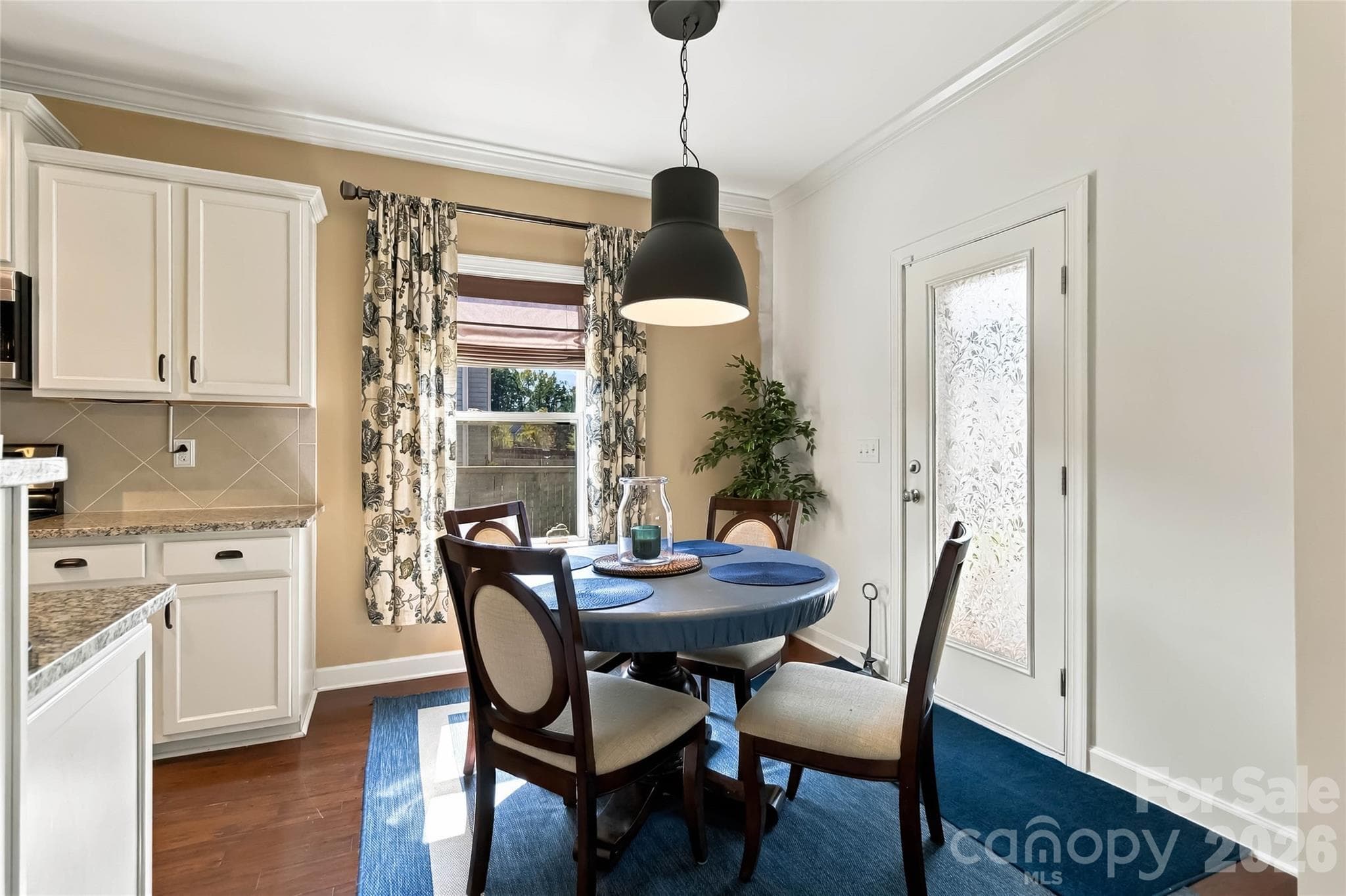 Breakfast Nook - 15221 Kissimmee Lane, Mint Hill