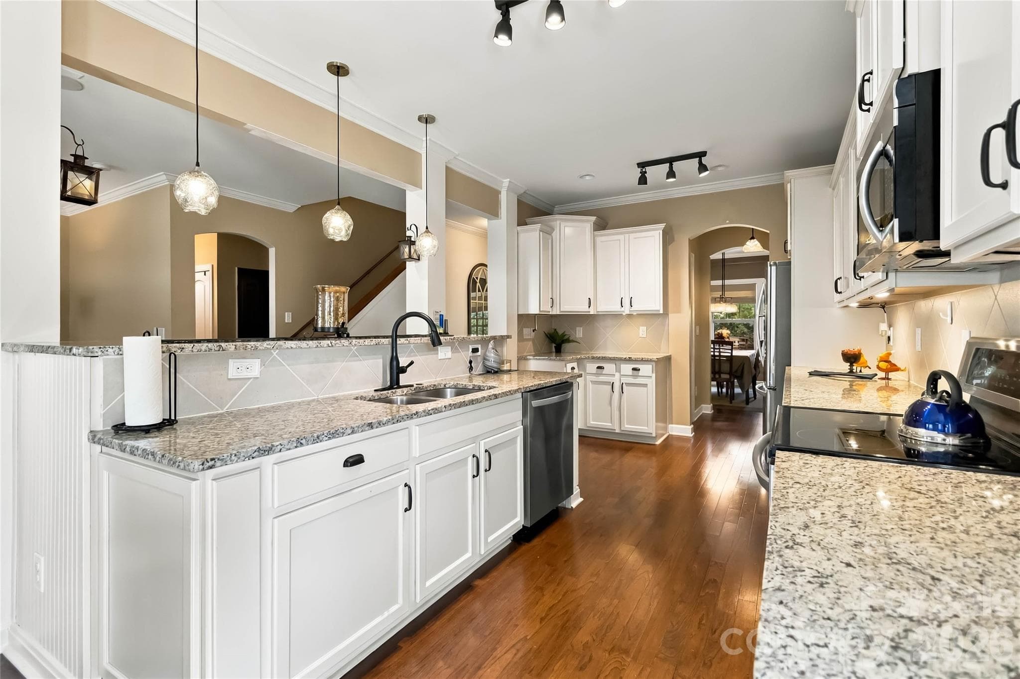 Single Family Residence at 15221 Kissimmee Lane, Mint Hill, photo 18 of 41