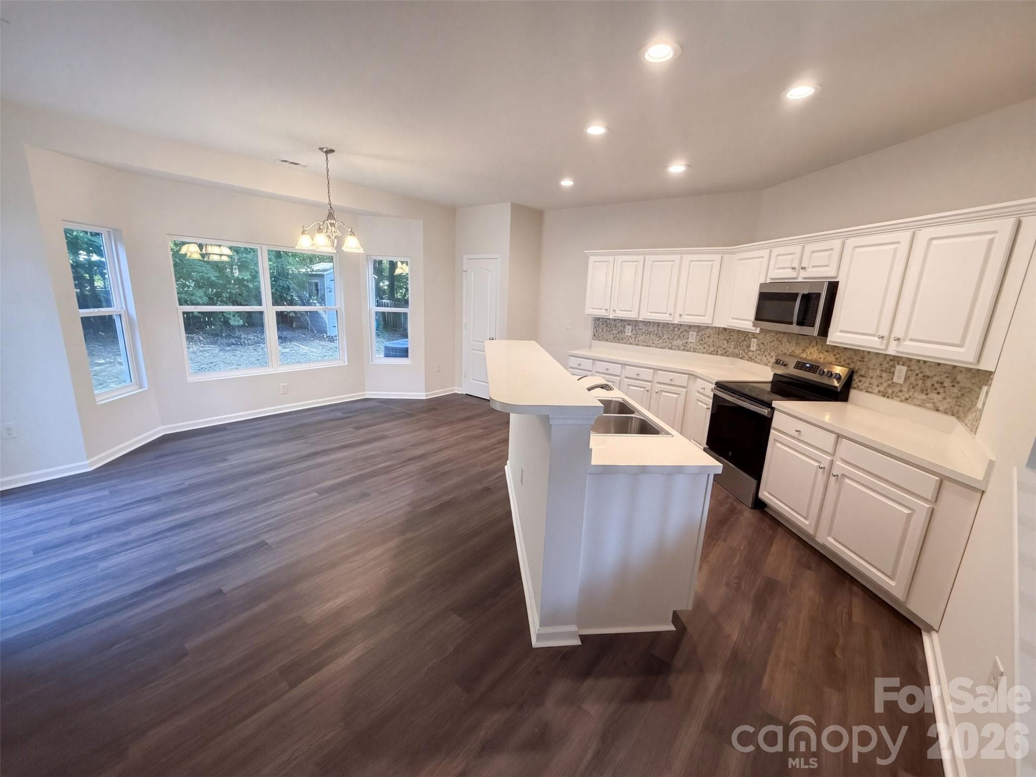 Single Family Residence at 5005 Manchineel Lane, Monroe, photo 2 of 21