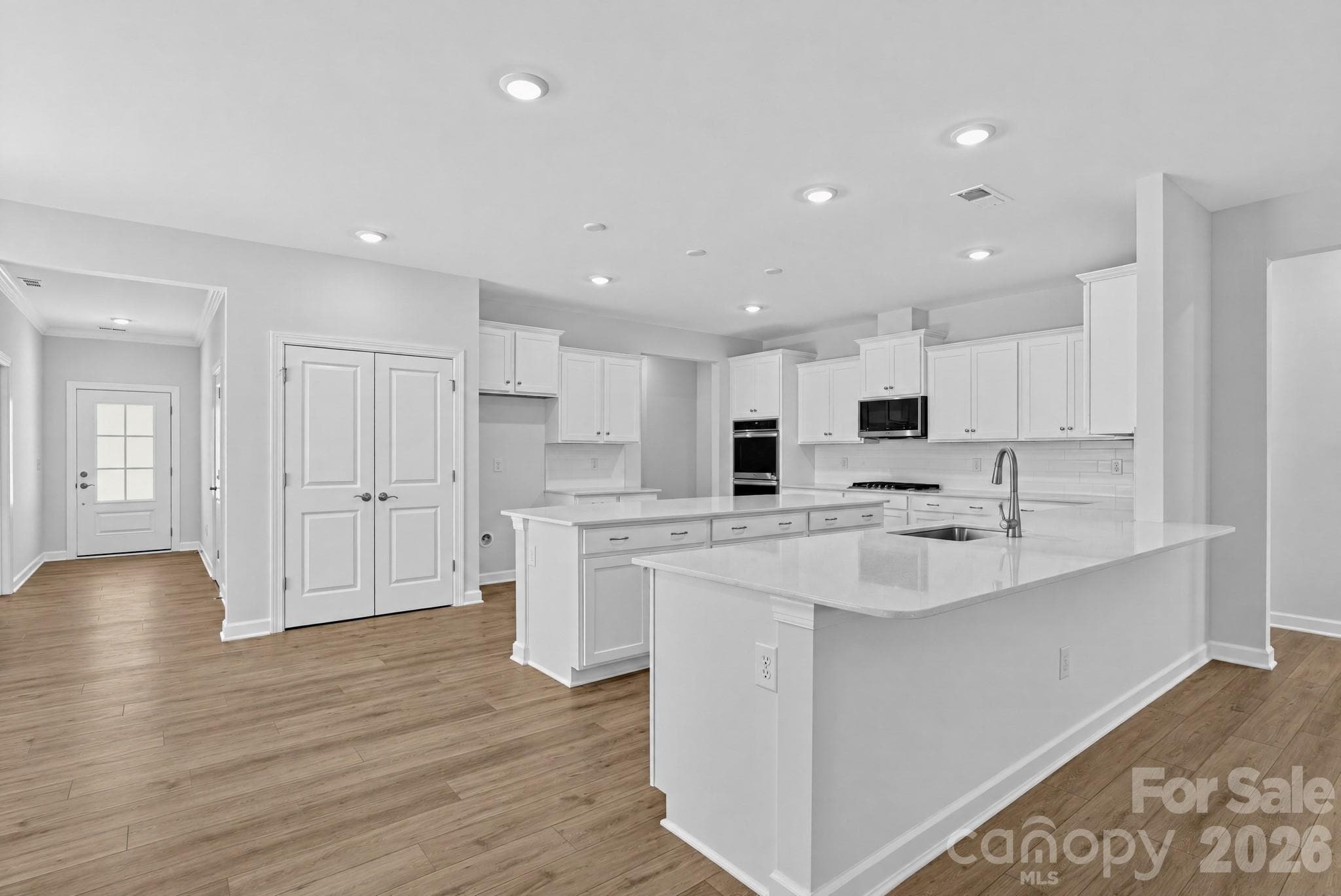 Single Family Residence at 5337 Redbud Road, Lancaster, photo 14 of 32