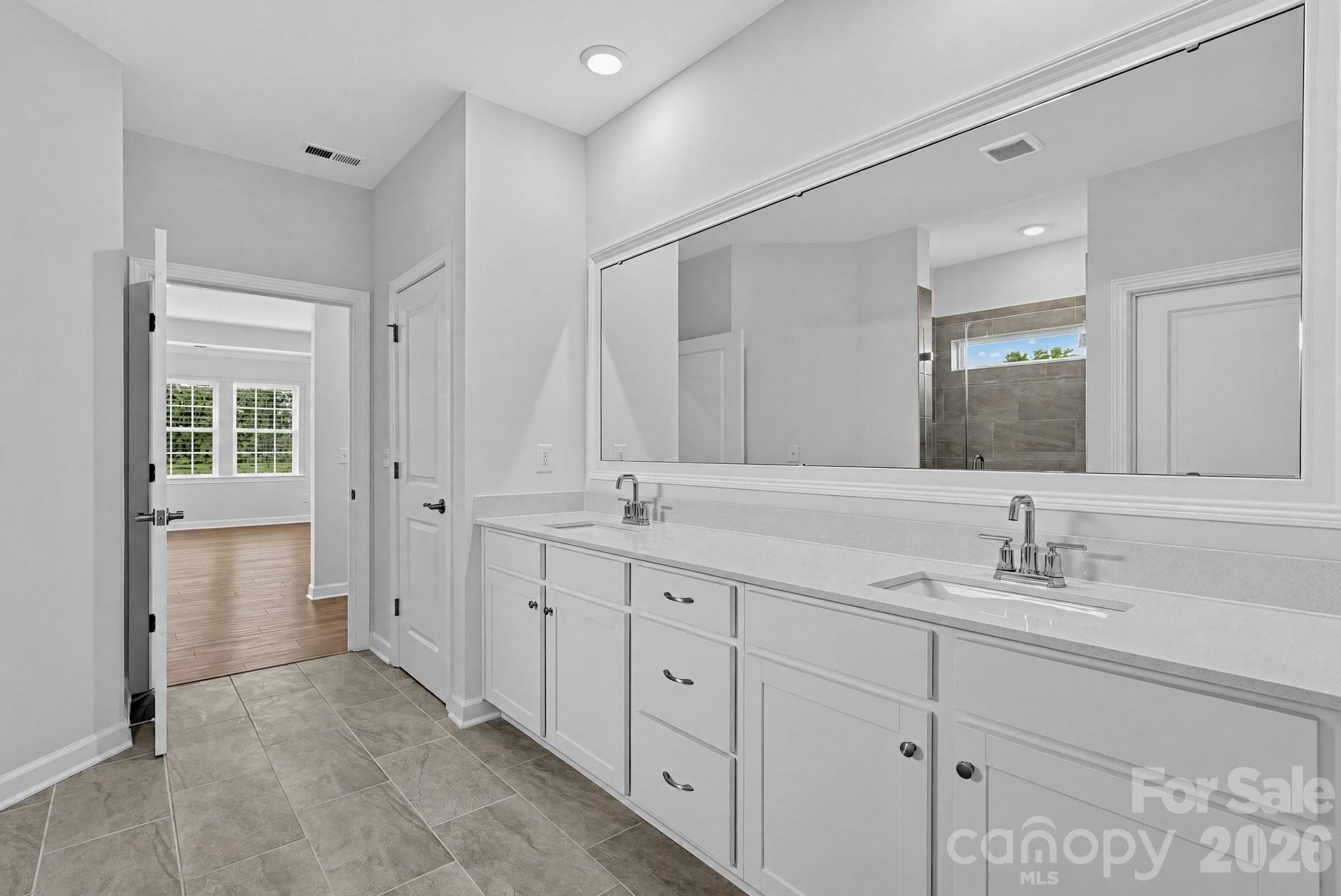 Single Family Residence at 5337 Redbud Road, Lancaster, photo 24 of 32