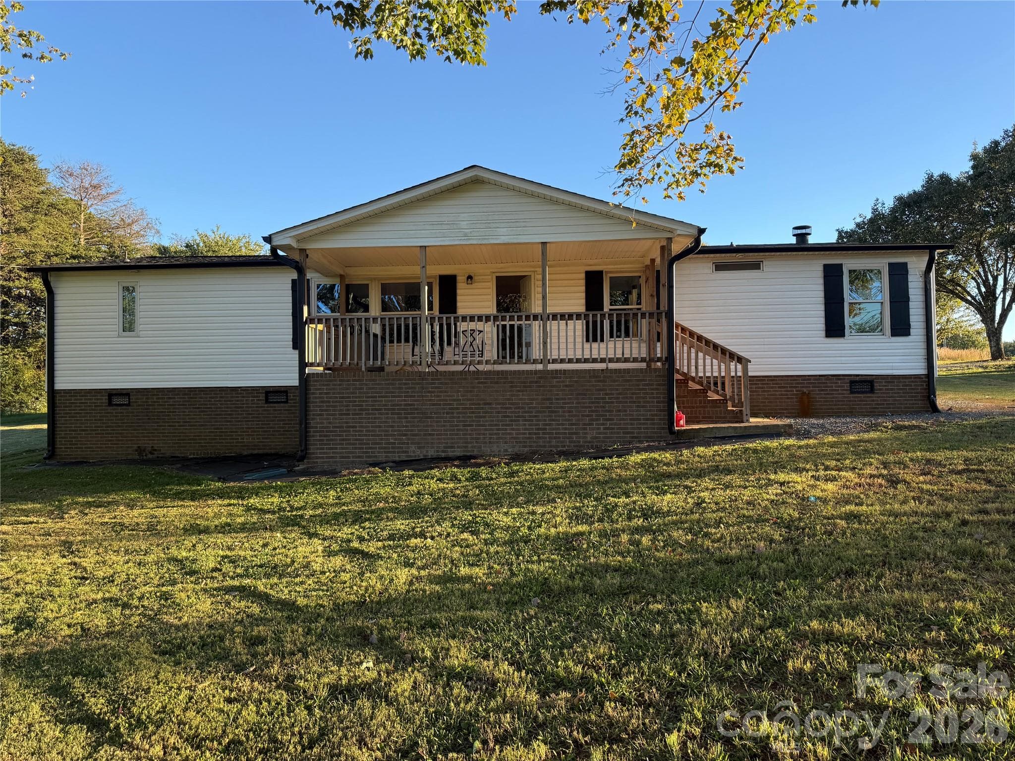 1678 Knoll Drive