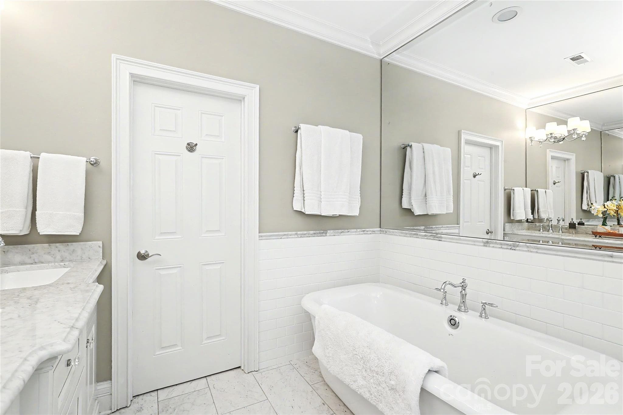 Townhouse at 2614 Chelsea Drive, Charlotte, photo 29 of 47