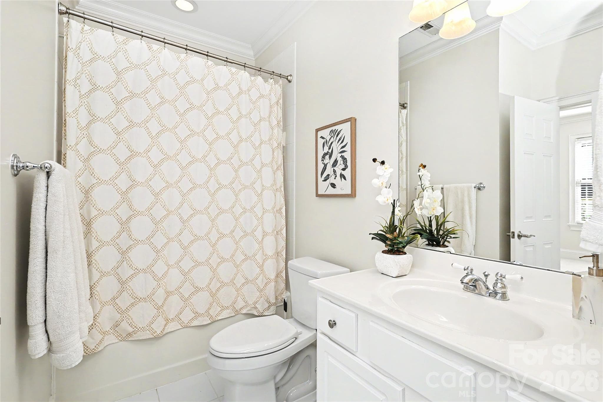 Townhouse at 2614 Chelsea Drive, Charlotte, photo 35 of 47
