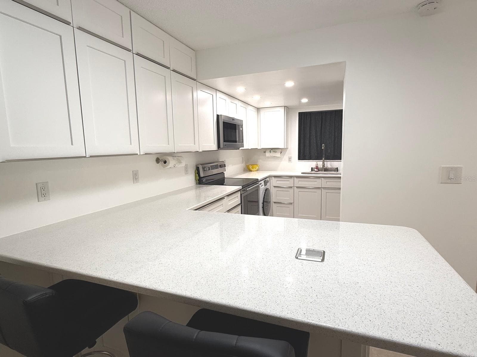 PLENTY of Electrical Outlets - 215 VALENCIA BLVD #107, BELLEAIR BLUFFS