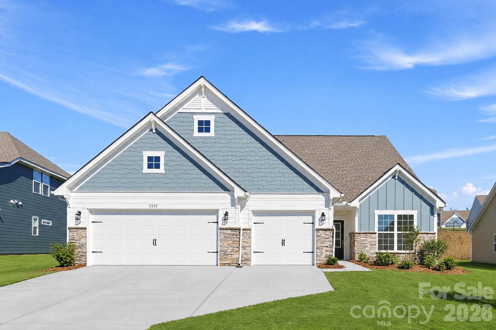 Single Family Residence at 5333 Redbud Road, Lancaster, photo 2 of 34