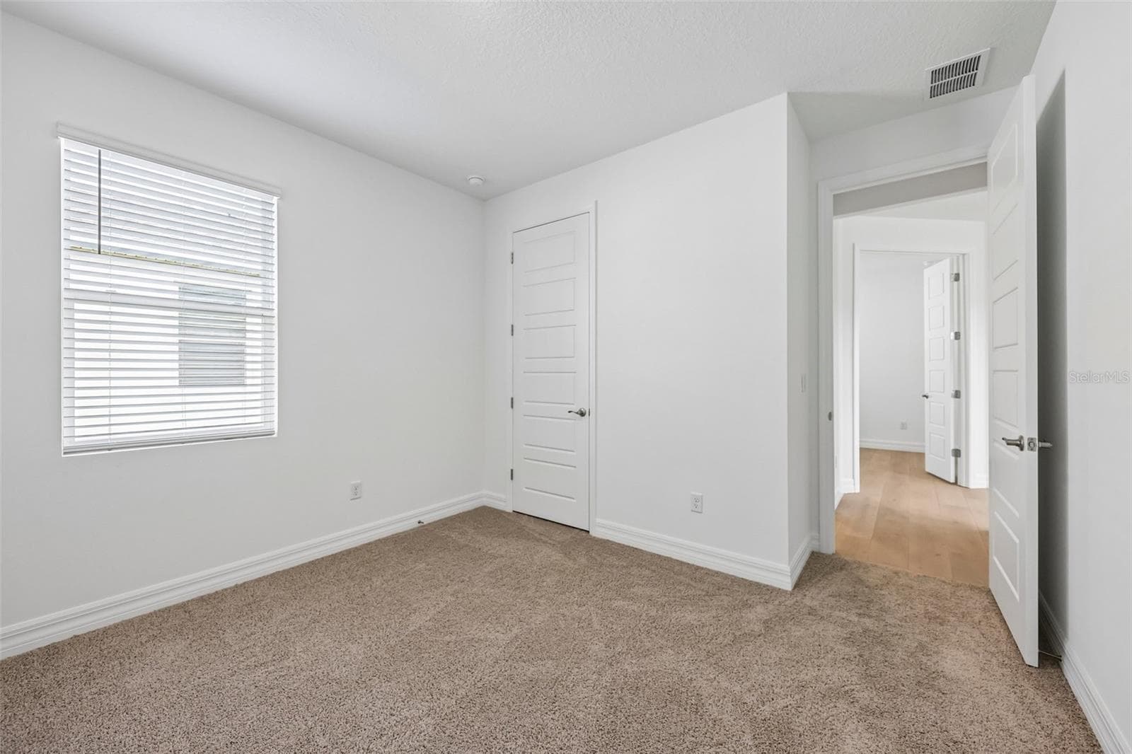 Single Family Residence at 3963 KENNEBUNK LOOP, MOUNT DORA, photo 36 of 39