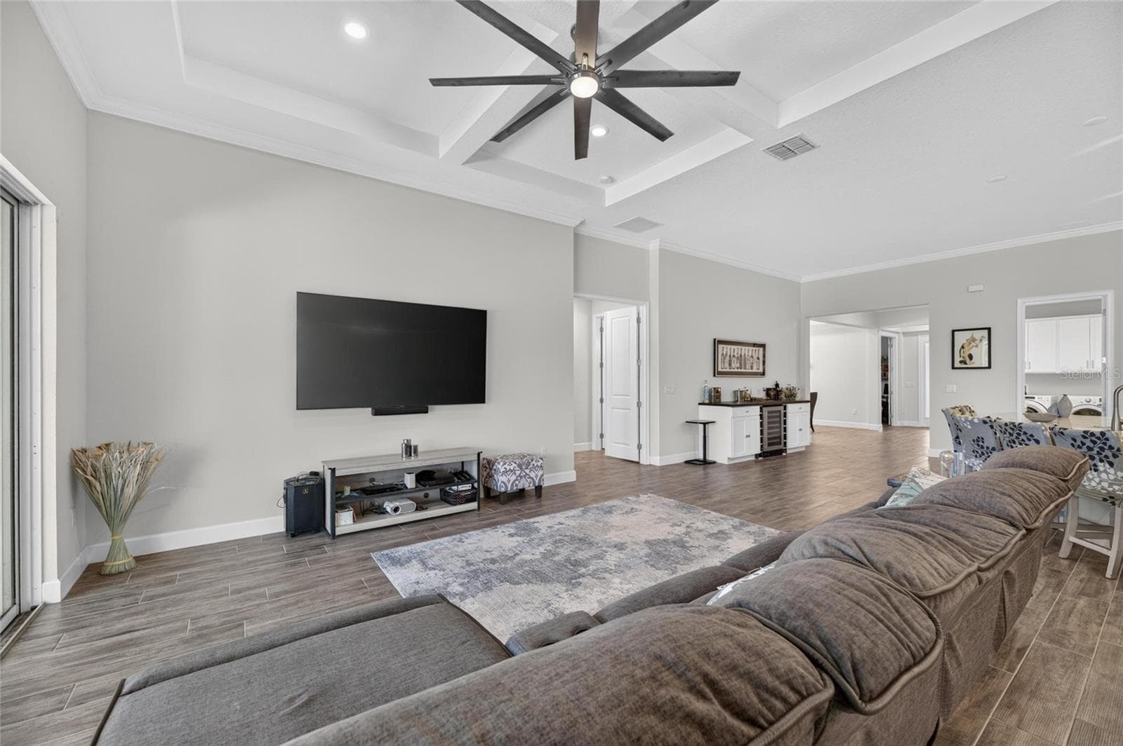Single Family Residence at 816 MANNS HARBOR DR, APOLLO BEACH, photo 15 of 100
