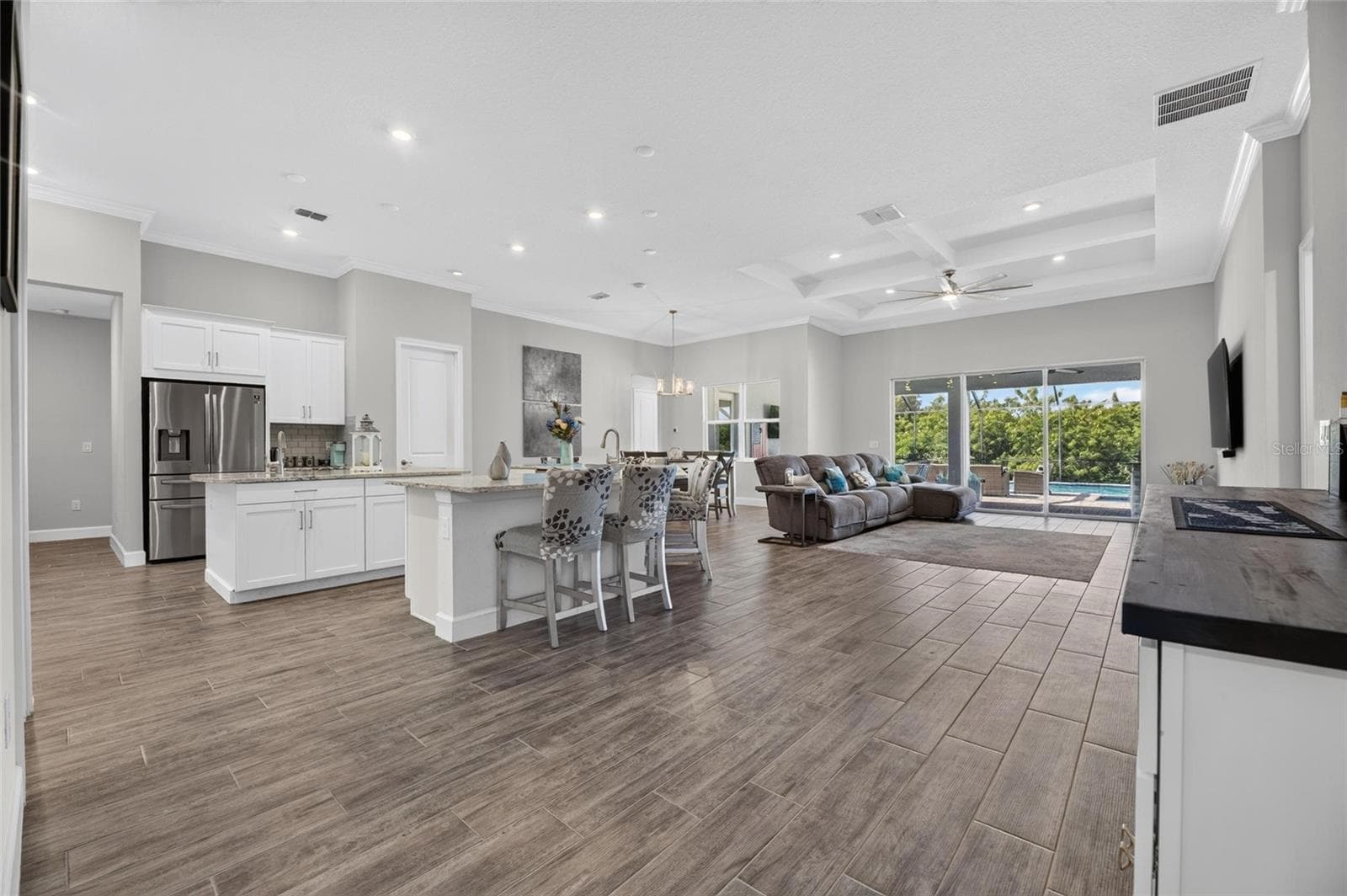 Single Family Residence at 816 MANNS HARBOR DR, APOLLO BEACH, photo 16 of 100