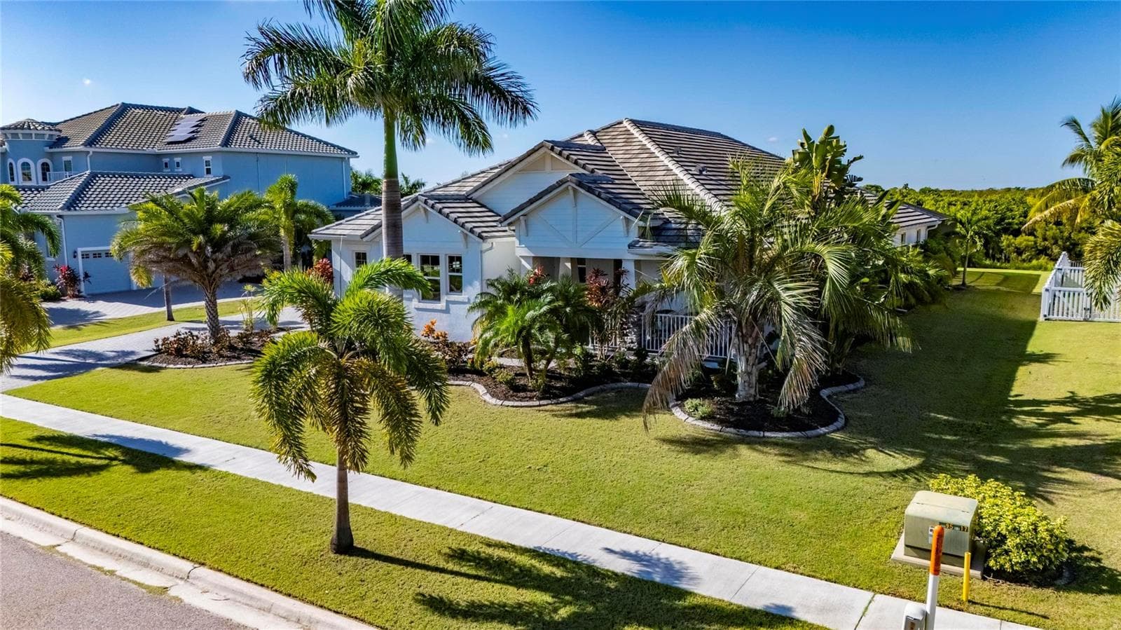 Single Family Residence at 816 MANNS HARBOR DR, APOLLO BEACH, photo 79 of 100