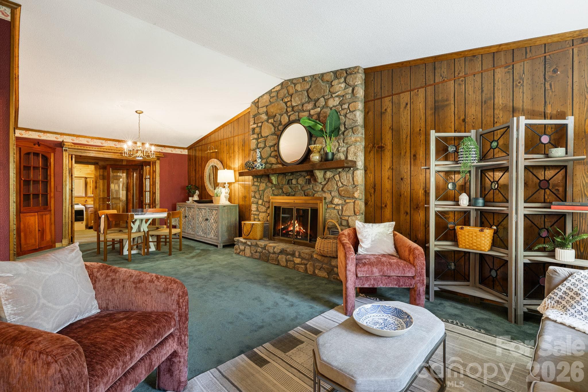 Vaulted Ceiling - 104 Paramount Drive, Leicester