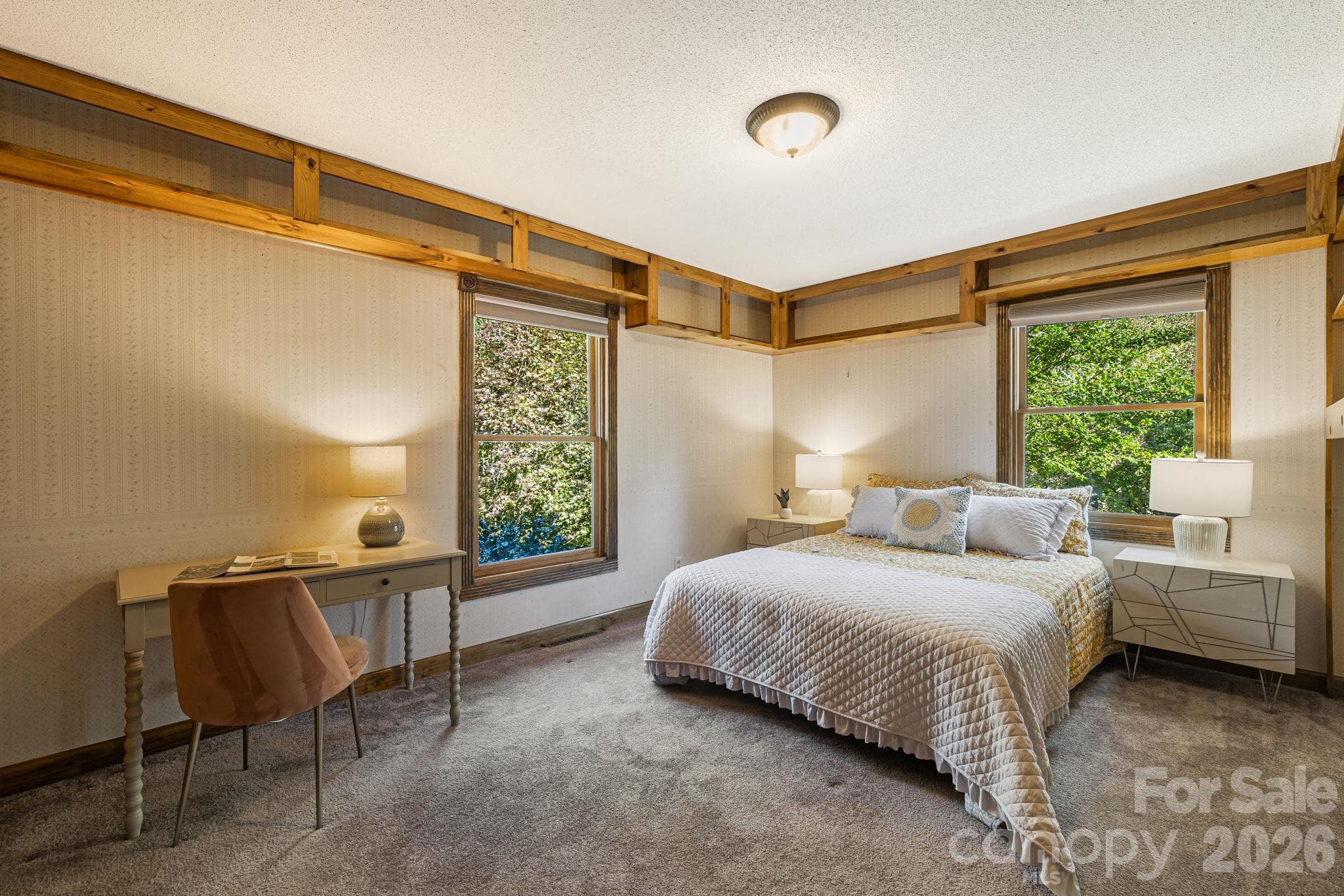 Guest Bedroom main level - 104 Paramount Drive, Leicester