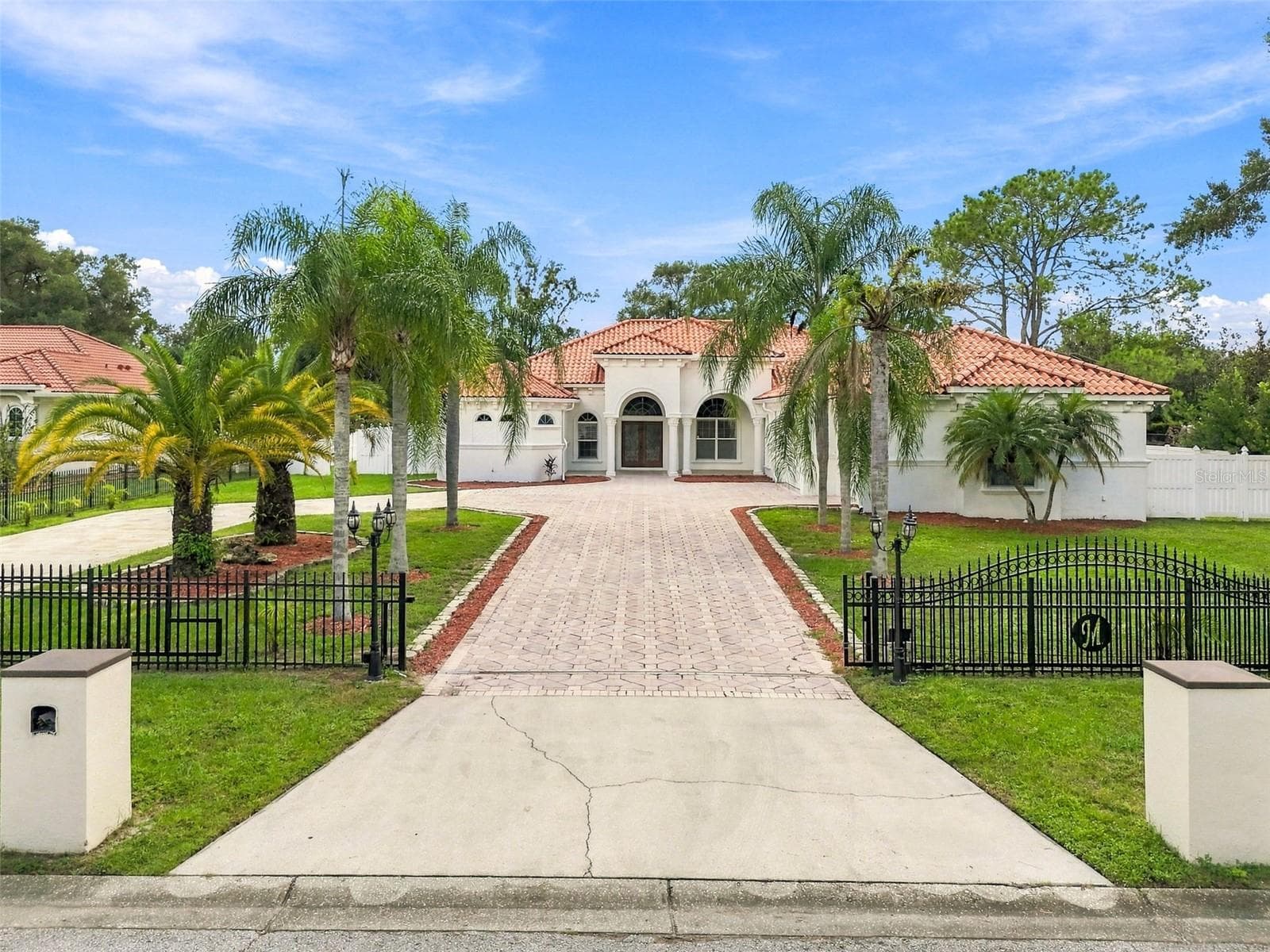 8610 VIVIAN BASS WAY