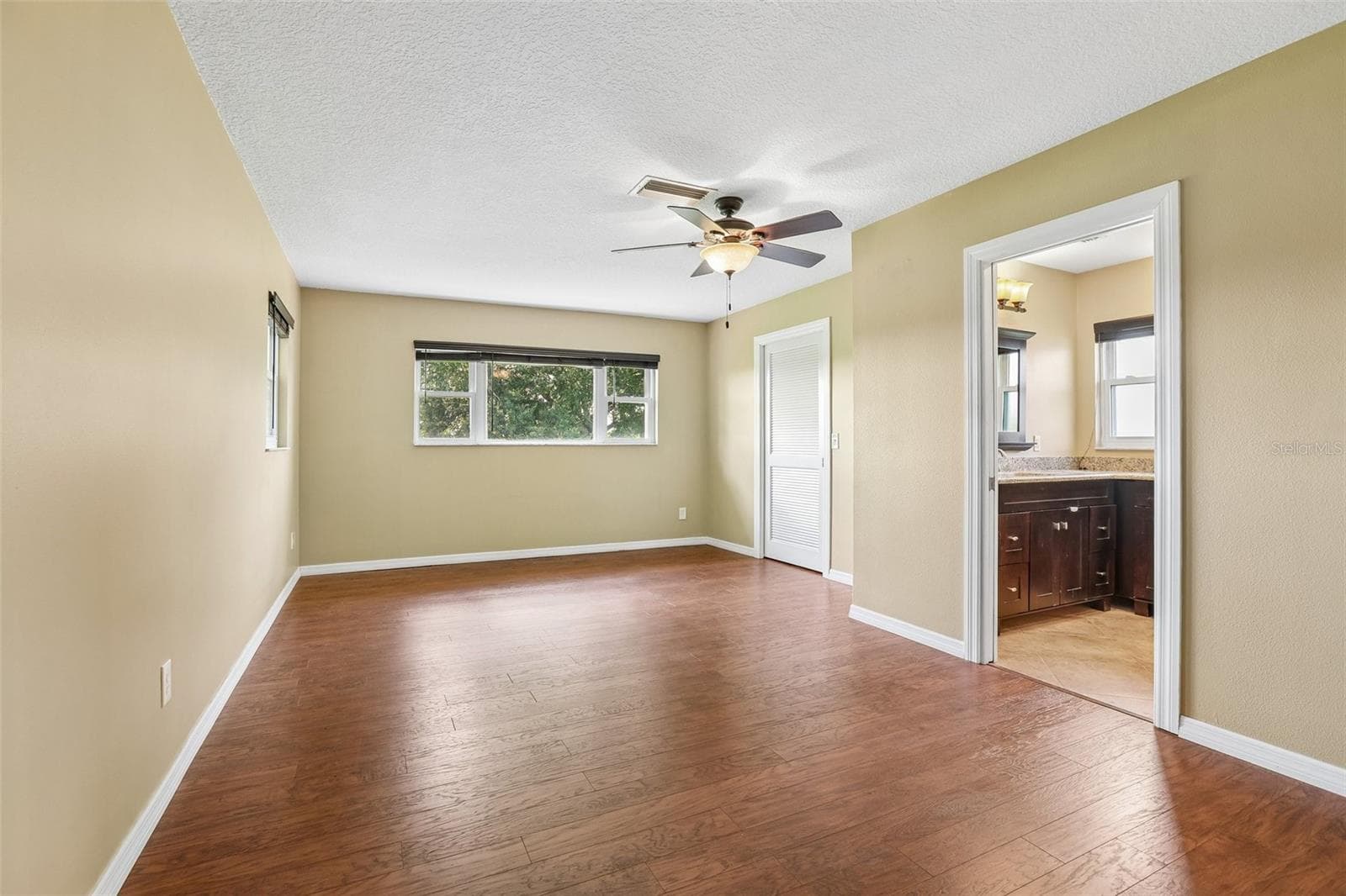Single Family Residence at 1806 PINEAPPLE PALM CT, SUN CITY CENTER, photo 16 of 43