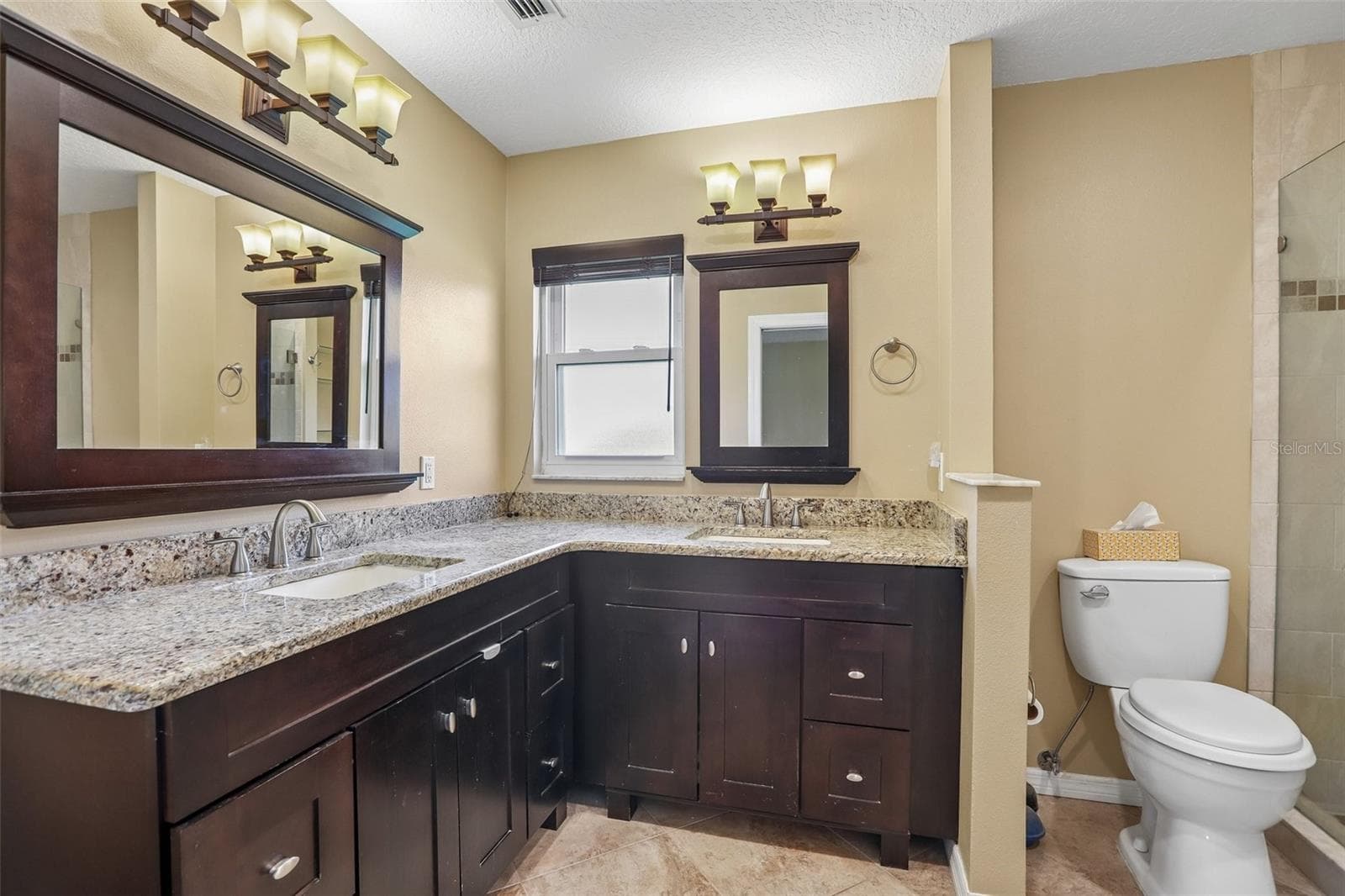 Single Family Residence at 1806 PINEAPPLE PALM CT, SUN CITY CENTER, photo 17 of 43