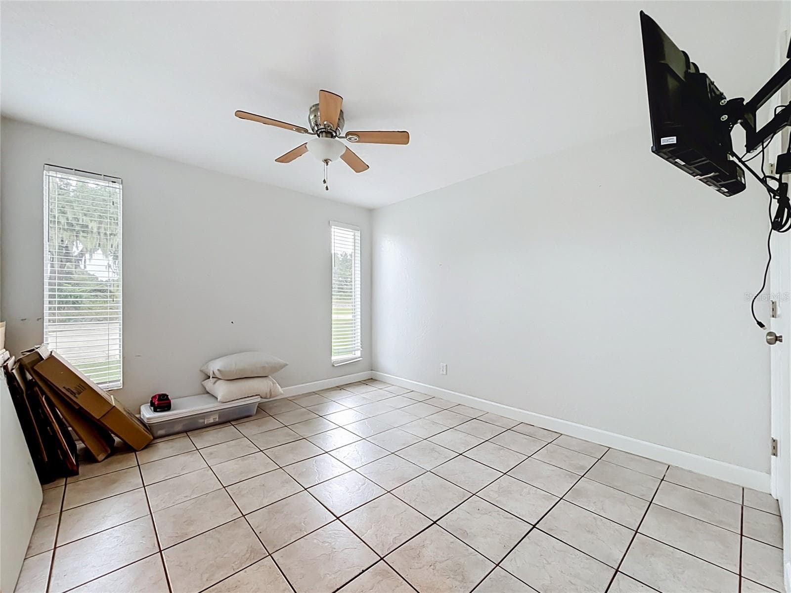 Single Family Residence at 1006 SE 2ND ST, MULBERRY, photo 24 of 45