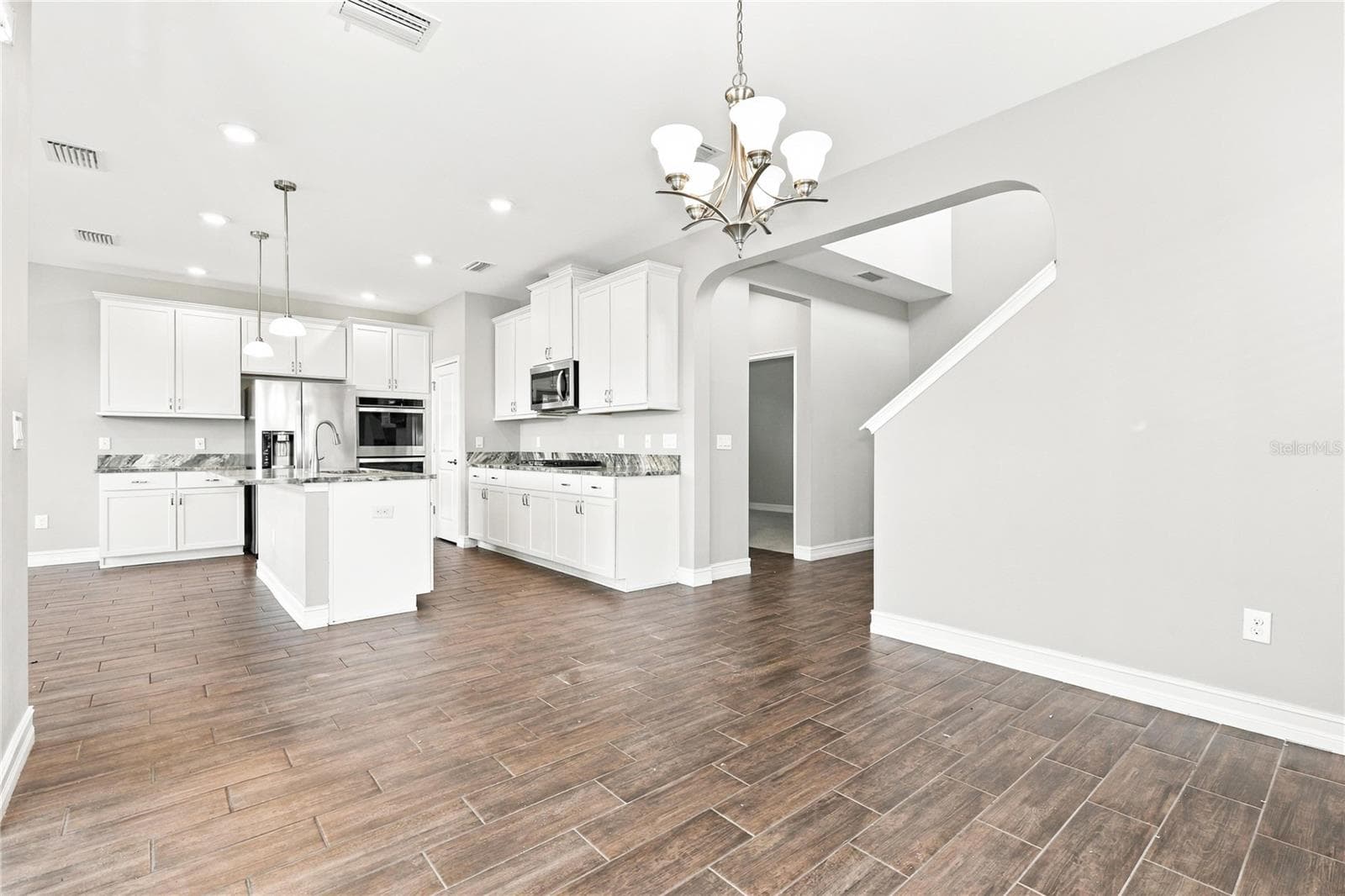 Single Family Residence at 4694 TRAMANTO LN, WESLEY CHAPEL, photo 8 of 40