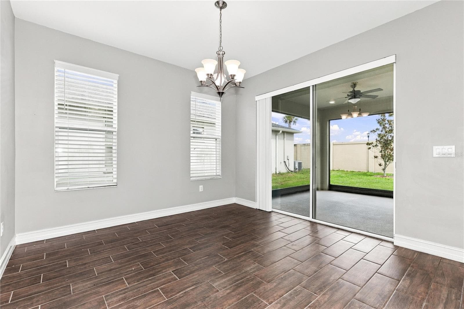 Single Family Residence at 4694 TRAMANTO LN, WESLEY CHAPEL, photo 9 of 40