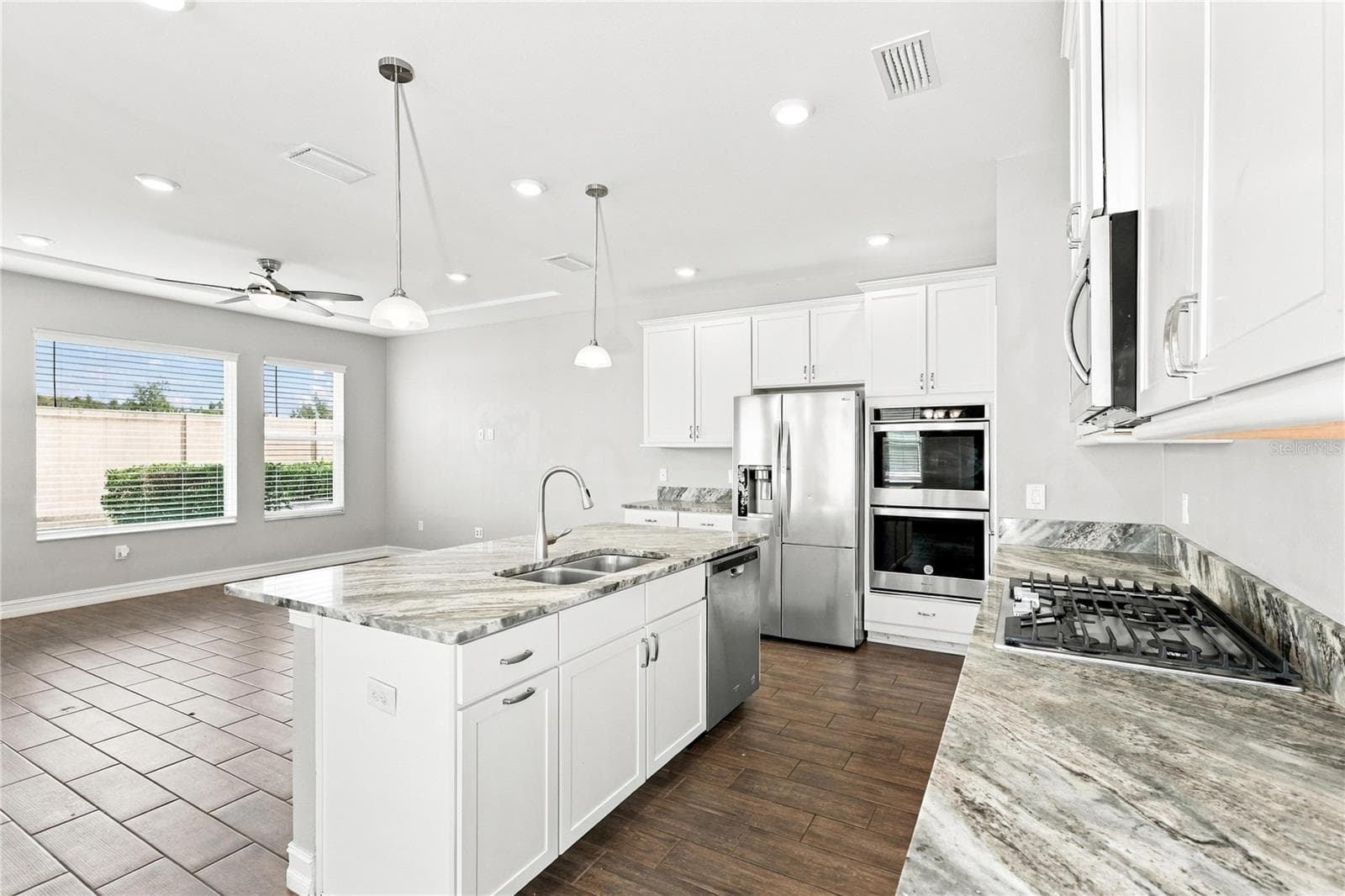 Single Family Residence at 4694 TRAMANTO LN, WESLEY CHAPEL, photo 15 of 40