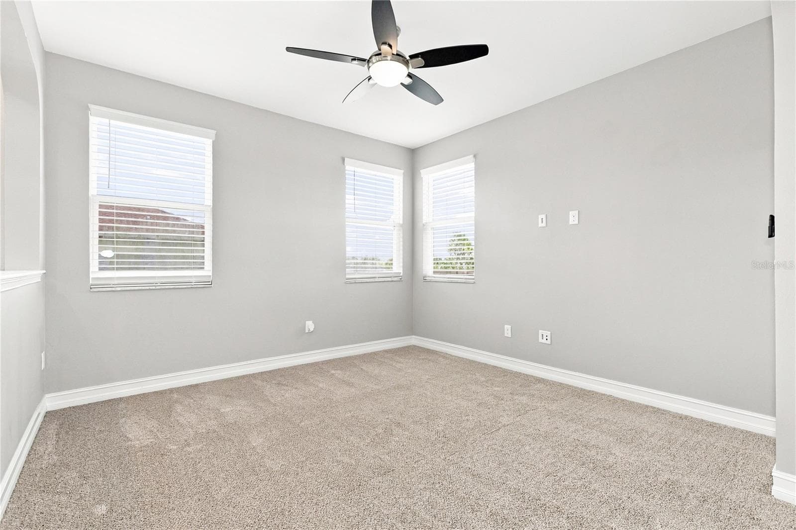 Single Family Residence at 4694 TRAMANTO LN, WESLEY CHAPEL, photo 25 of 40