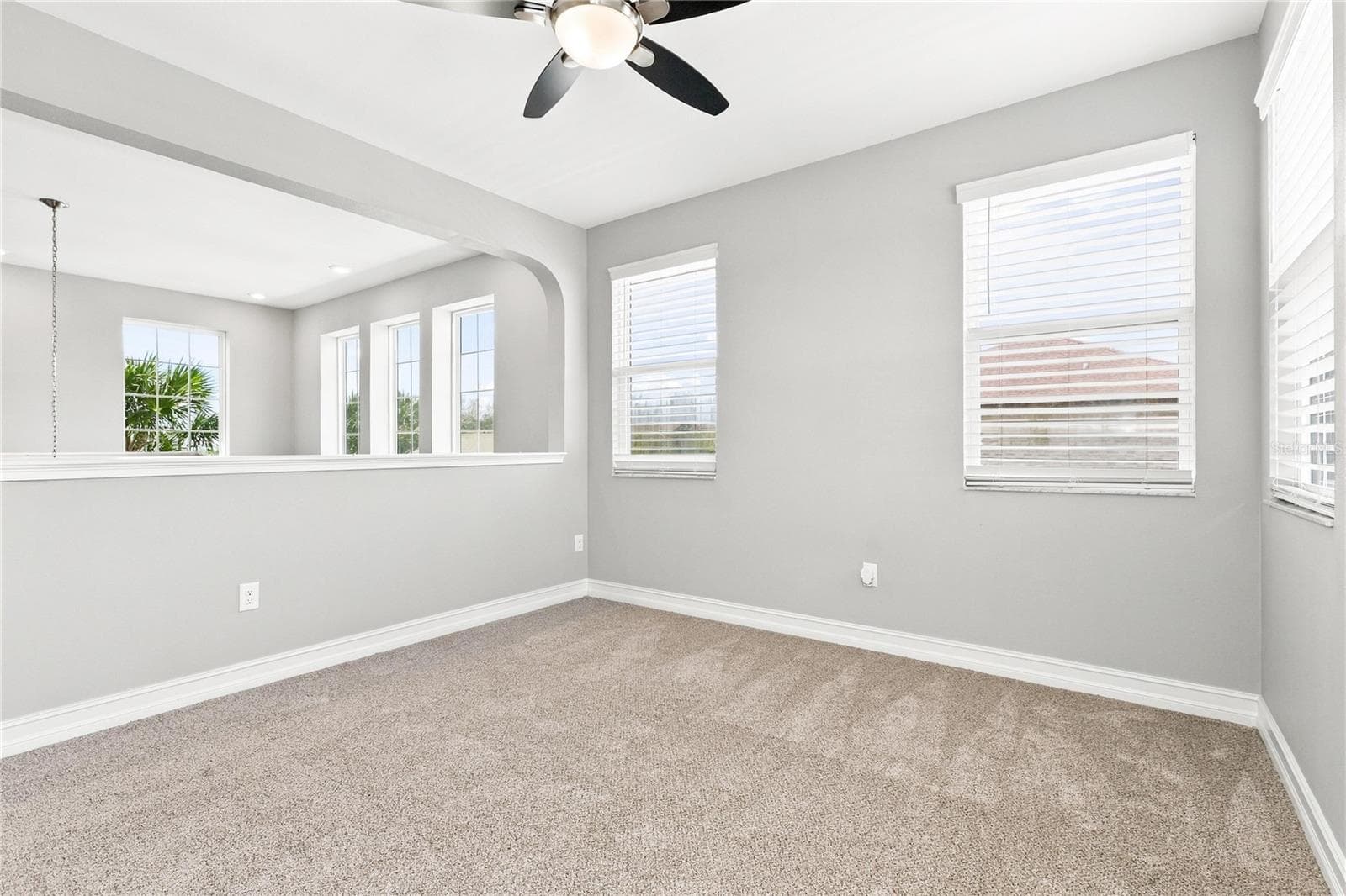 Single Family Residence at 4694 TRAMANTO LN, WESLEY CHAPEL, photo 34 of 40