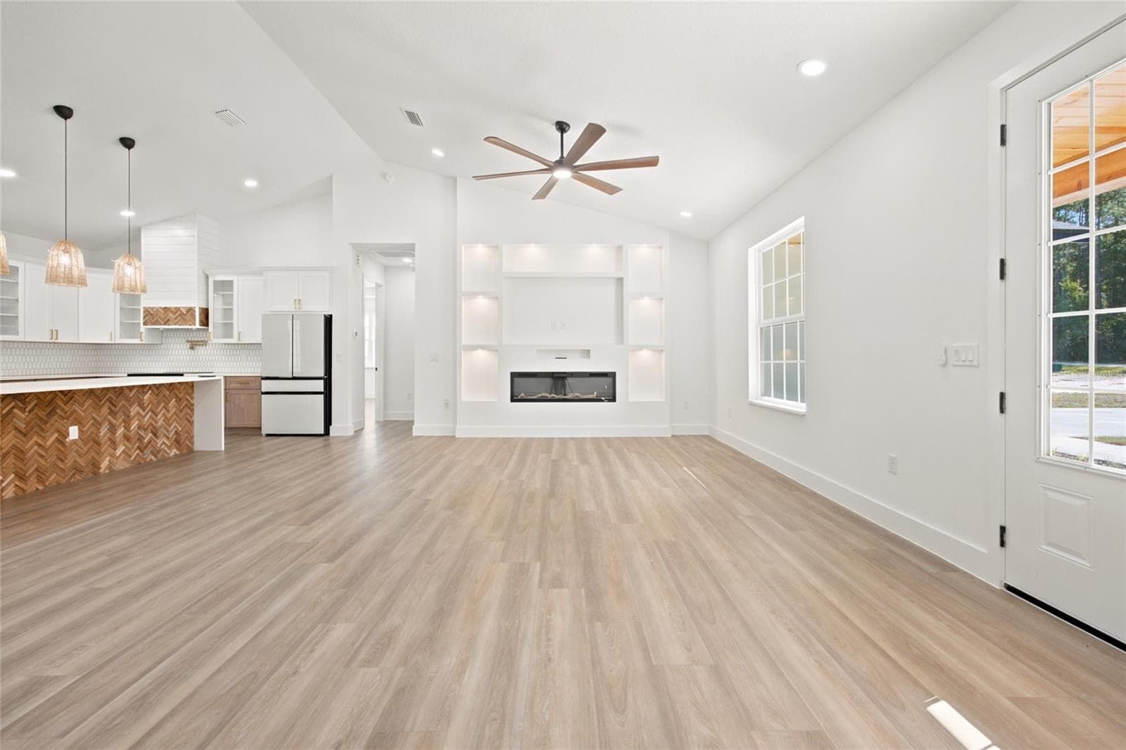 Single Family Residence at 12567 SW 64TH ST RD, OCALA, photo 12 of 49
