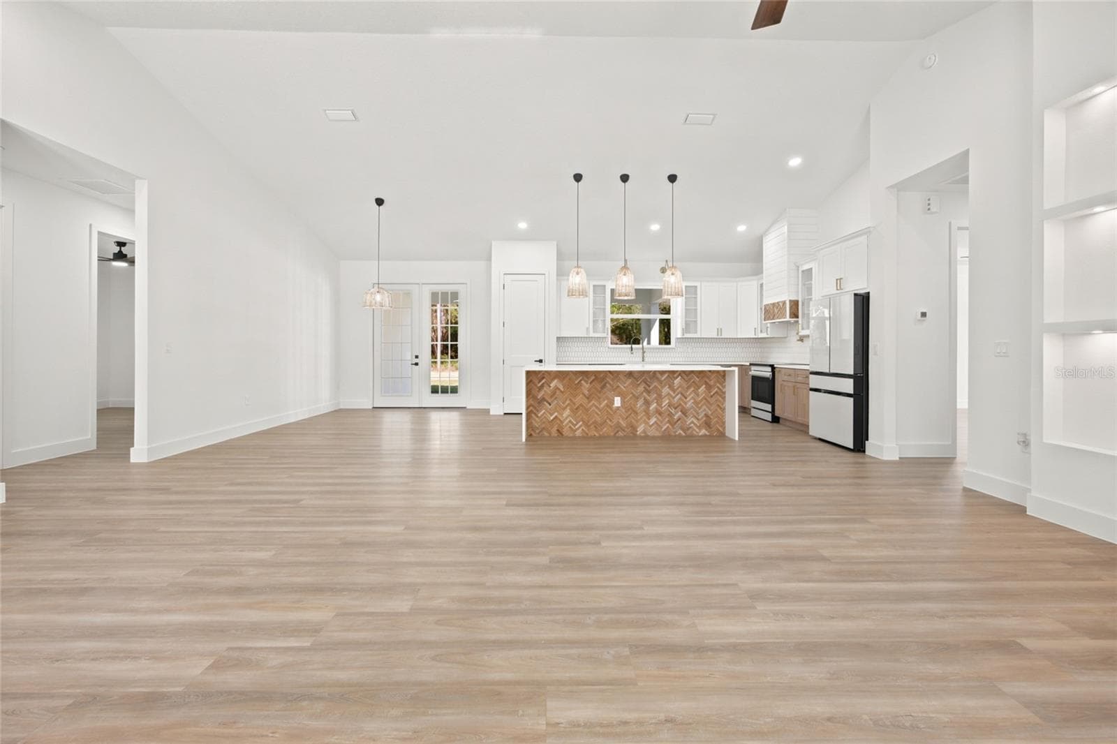 Single Family Residence at 12567 SW 64TH ST RD, OCALA, photo 14 of 49