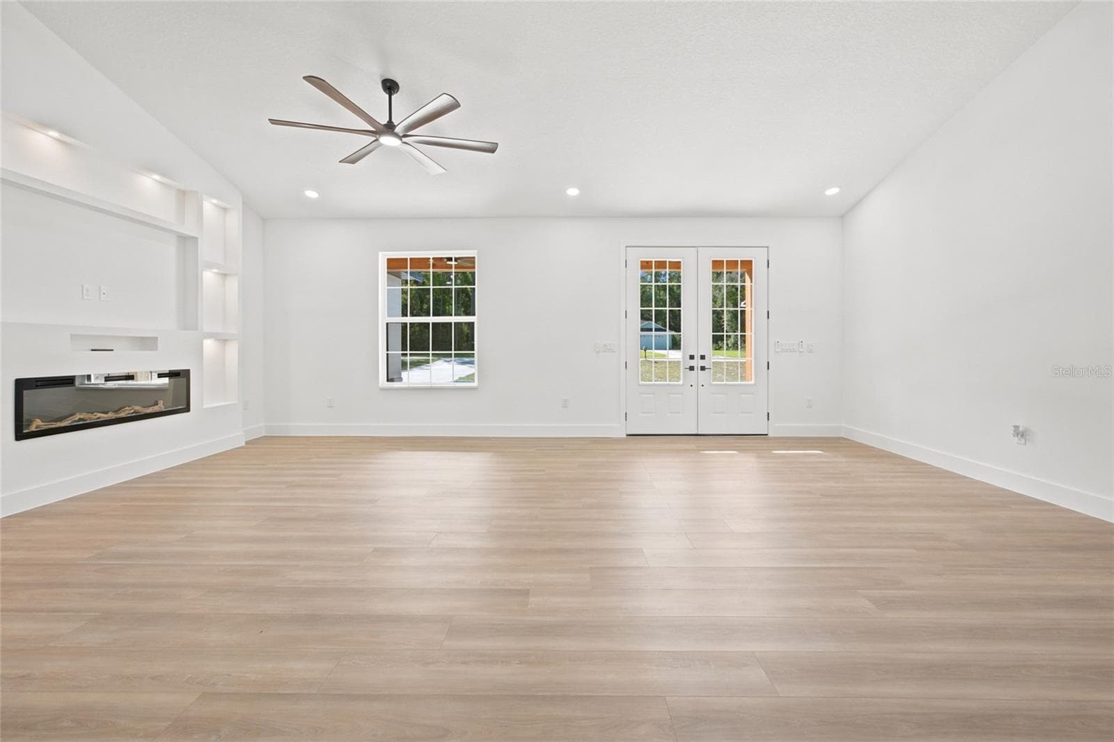 Single Family Residence at 12567 SW 64TH ST RD, OCALA, photo 15 of 49