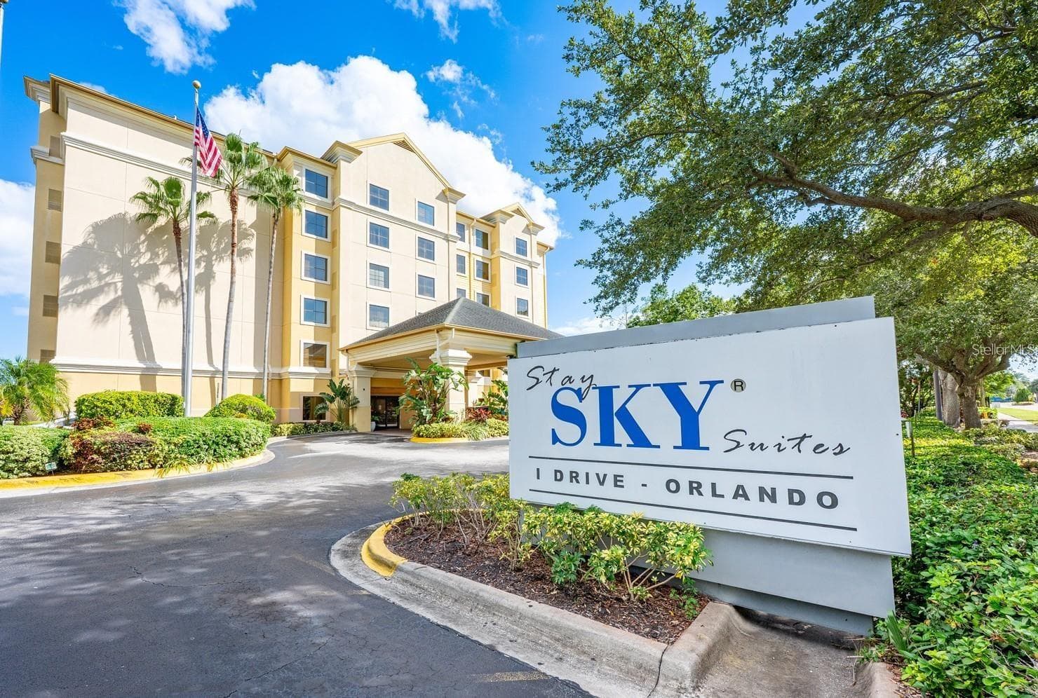 Condo - Hotel at 7601 CANADA AVE #419, ORLANDO, photo 2 of 20