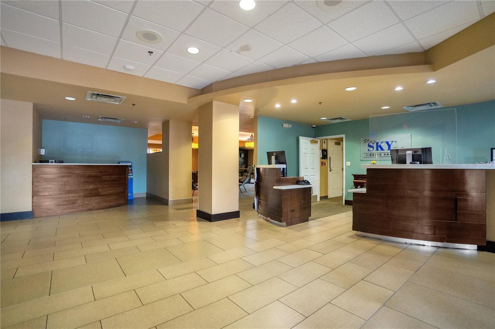 Condo - Hotel at 7601 CANADA AVE #419, ORLANDO, photo 5 of 20