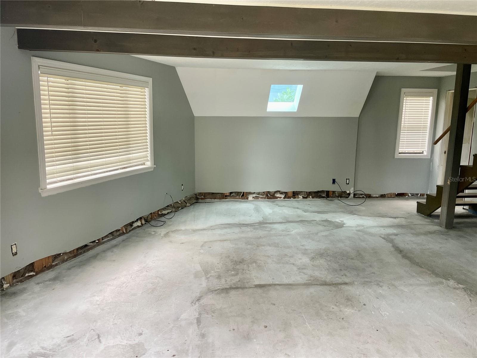 Single Family Residence at 2016 LIME TREE DR, EDGEWATER, photo 9 of 28