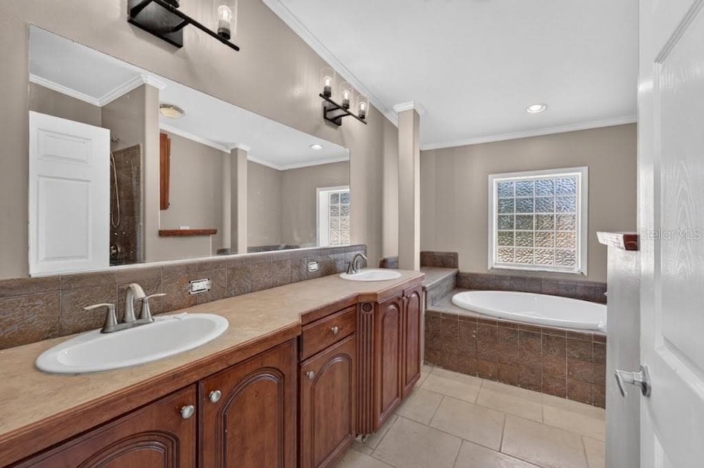 701 digitally enhanced Primary Bathroom - 701 FISH LIPS LN, RUSKIN