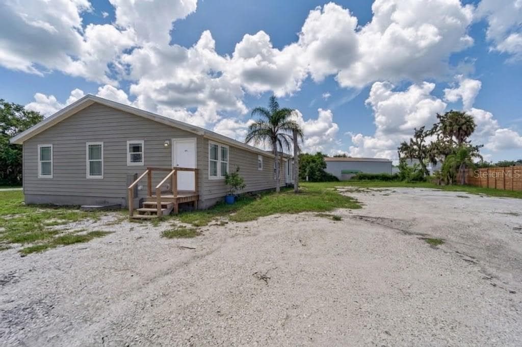 Single Family Residence at 701 FISH LIPS LN, RUSKIN, photo 37 of 79